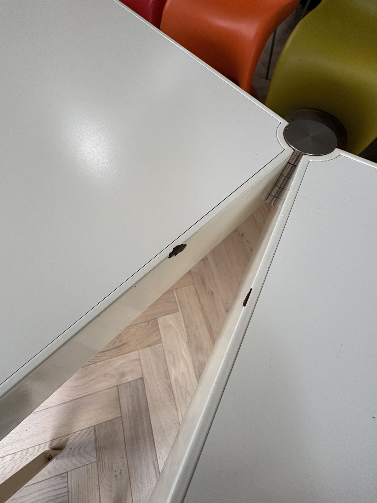 photo furniture De Padova Campo D'oro Table, Designed By  Paolo Pallucco And Mireille Rivier