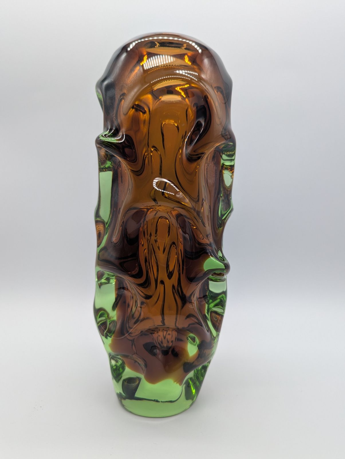 1960s Czech Amber & Green Sommerso “Brain” Vase, Attributed To Pavel Hlava For Borske Sklo (28 Cm) photo furniture