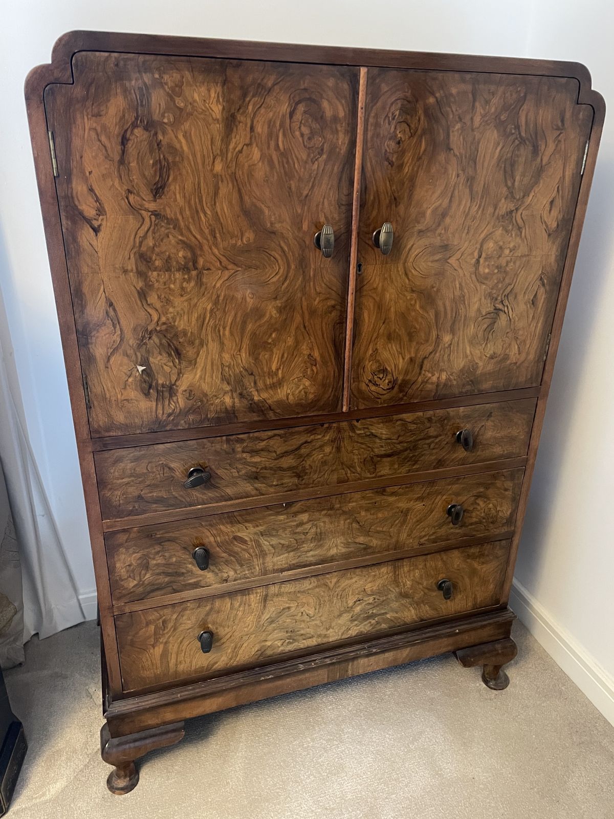 Walnut Veneer Chest Of Drawers