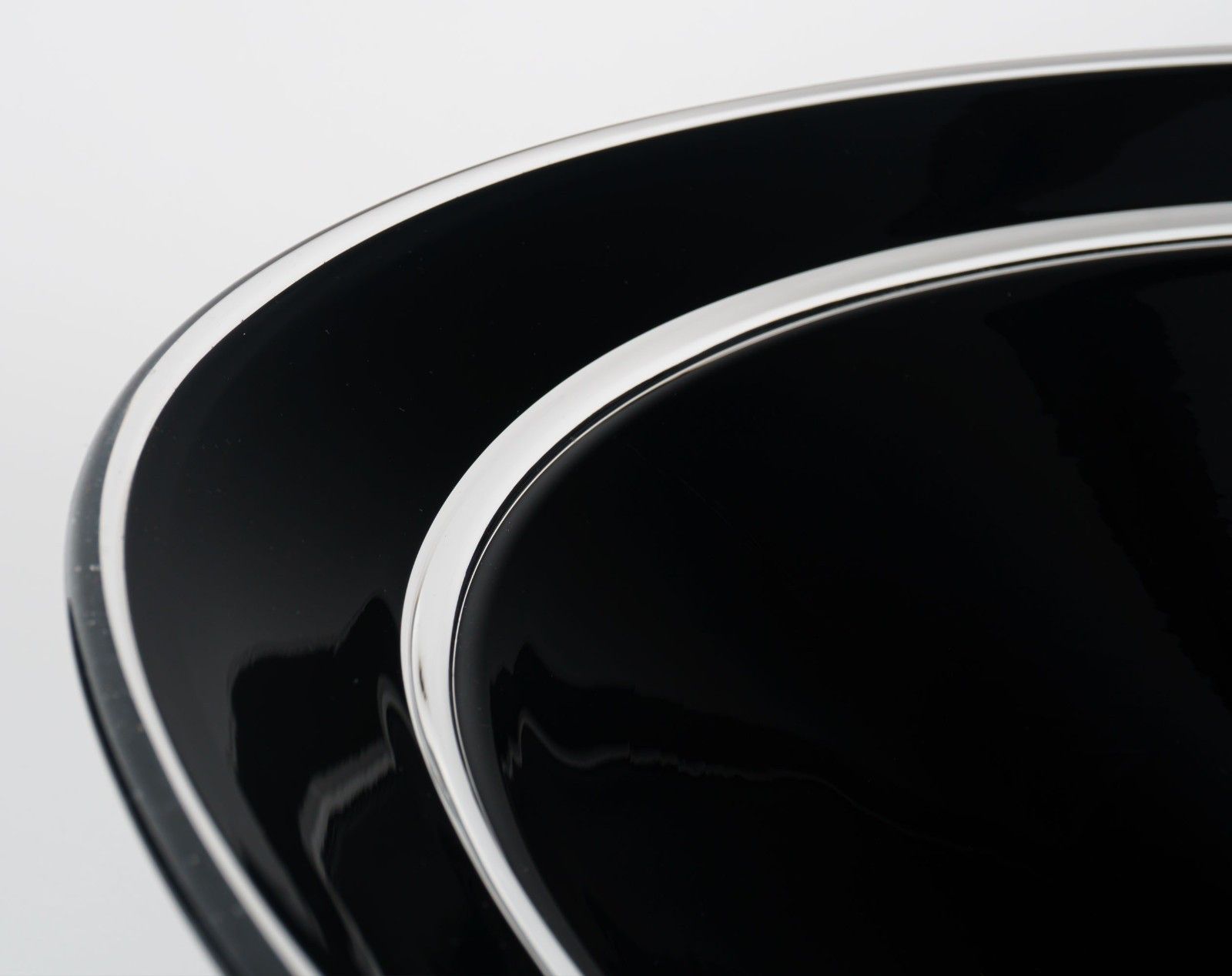 Huge Vintage Cenedese Murano Glass Black Incalmo Centrepiece Bowl With Label photo for sale