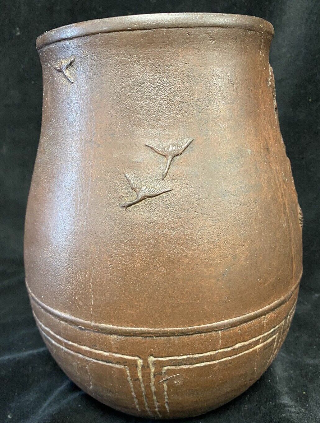 photo furniture Oriental Finely Cast Vase With Waterscape Bamboo Boat House On Stilts