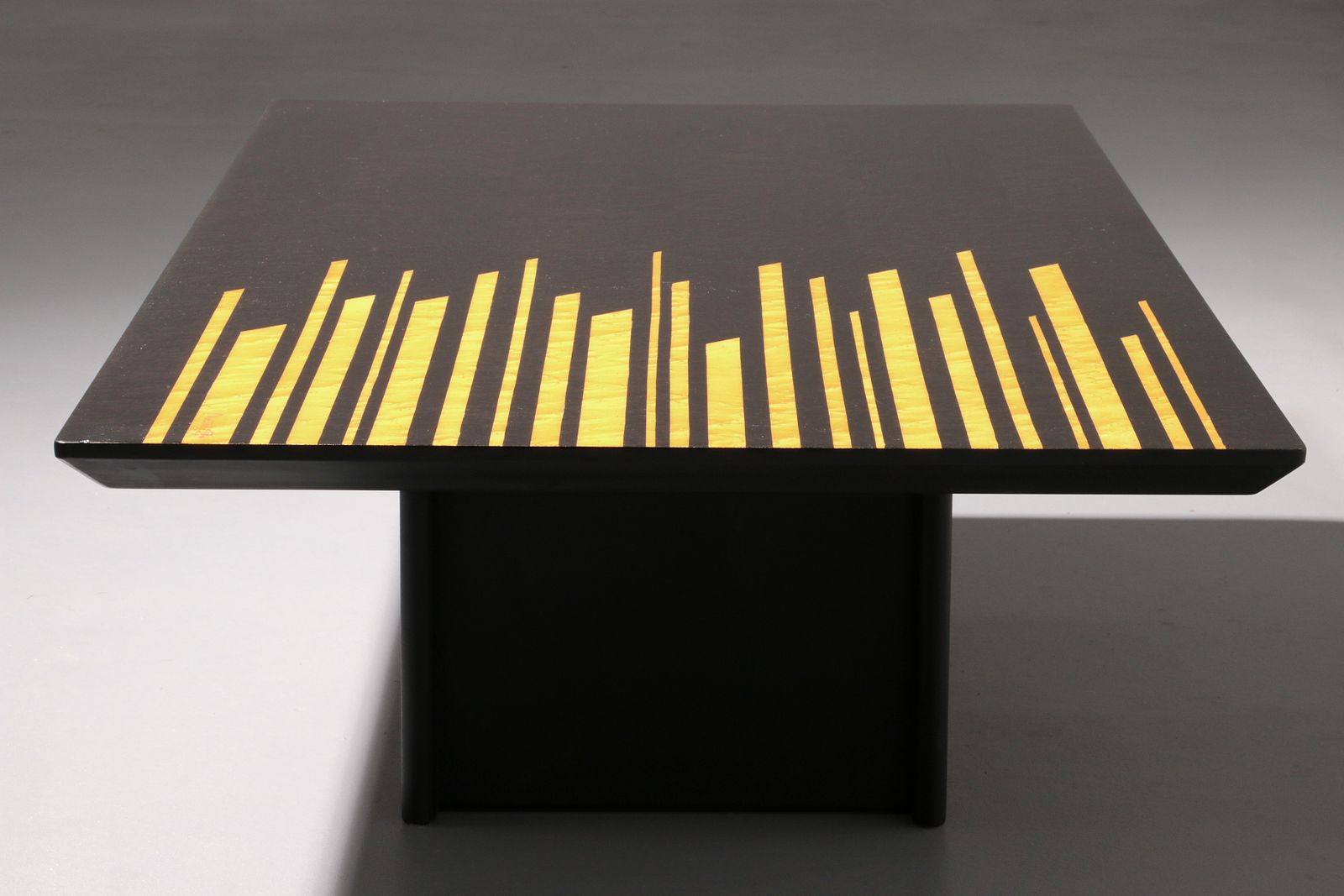 1980s Italian Coffee Table In Black And Yellow Lacquered Wood. photo for sale
