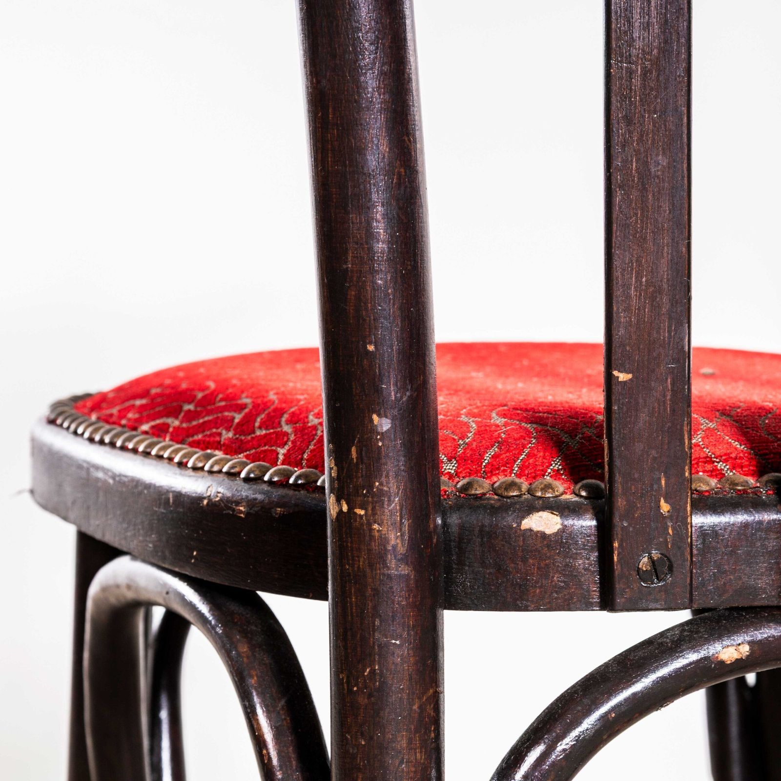 photo furniture 1950’s Ebonised Upholstered Classic Luterma Cafe Dining Chairs