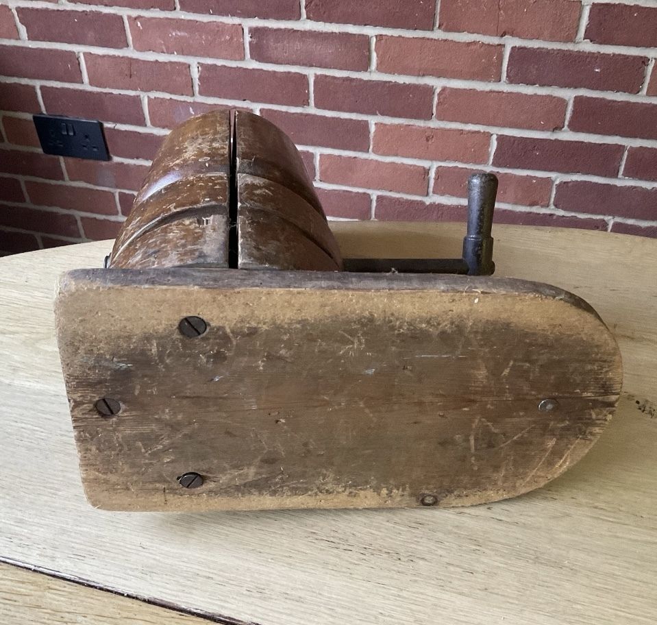 photo furniture Adjustable Hat Stretcher Millinery Shop Display Block Rest England 1900s
