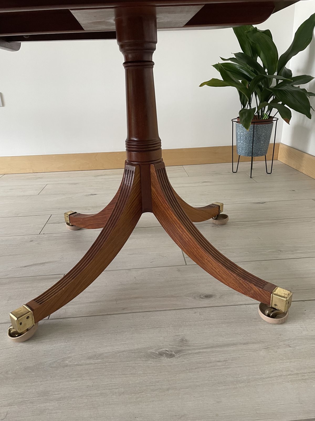 Beautiful Antique Dinning Table photo furniture