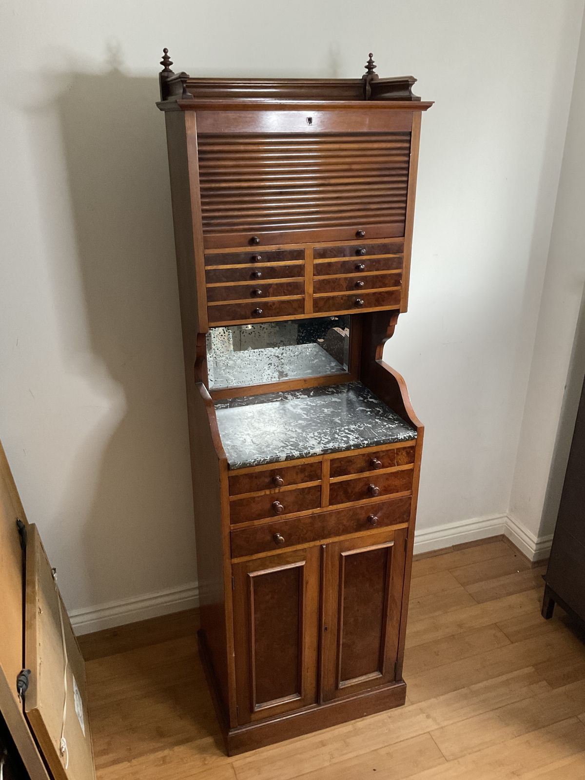 Dental Surgery Cabinet By The Dental Manufacturing Co. Ltd., 1912.