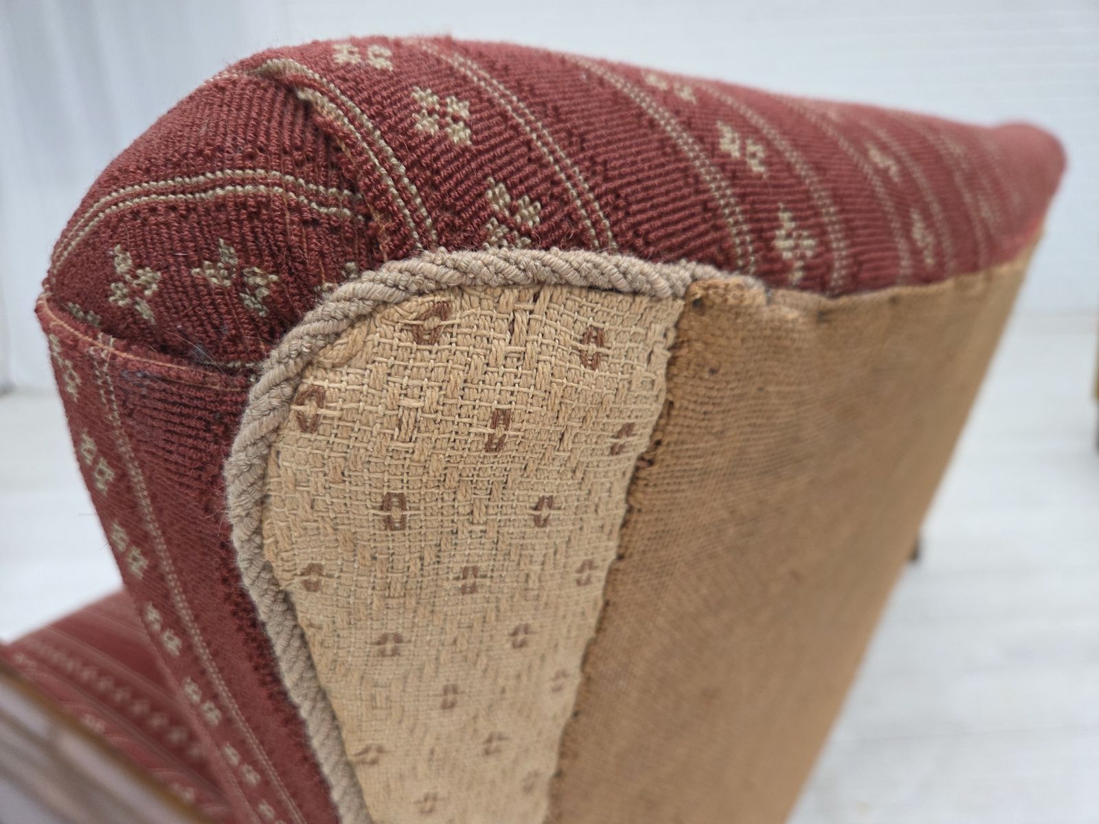 photo furniture 1960s, Danish 3 Seater Sofa, Red Furniture Wool, Beech Wood.