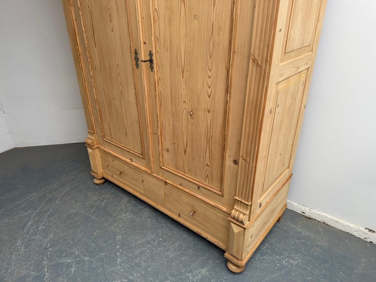 photo furniture A Mint Clean Victorian Pine Shelved Knockdown Wardrobe To Wax/Paint