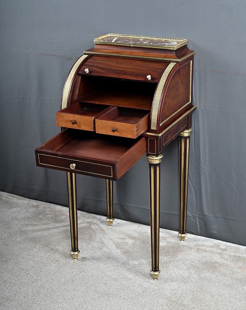 Small Mahogany Parlor Cabinet, Louis XVI Style – Second Half Of The 19th Century photo Furniture