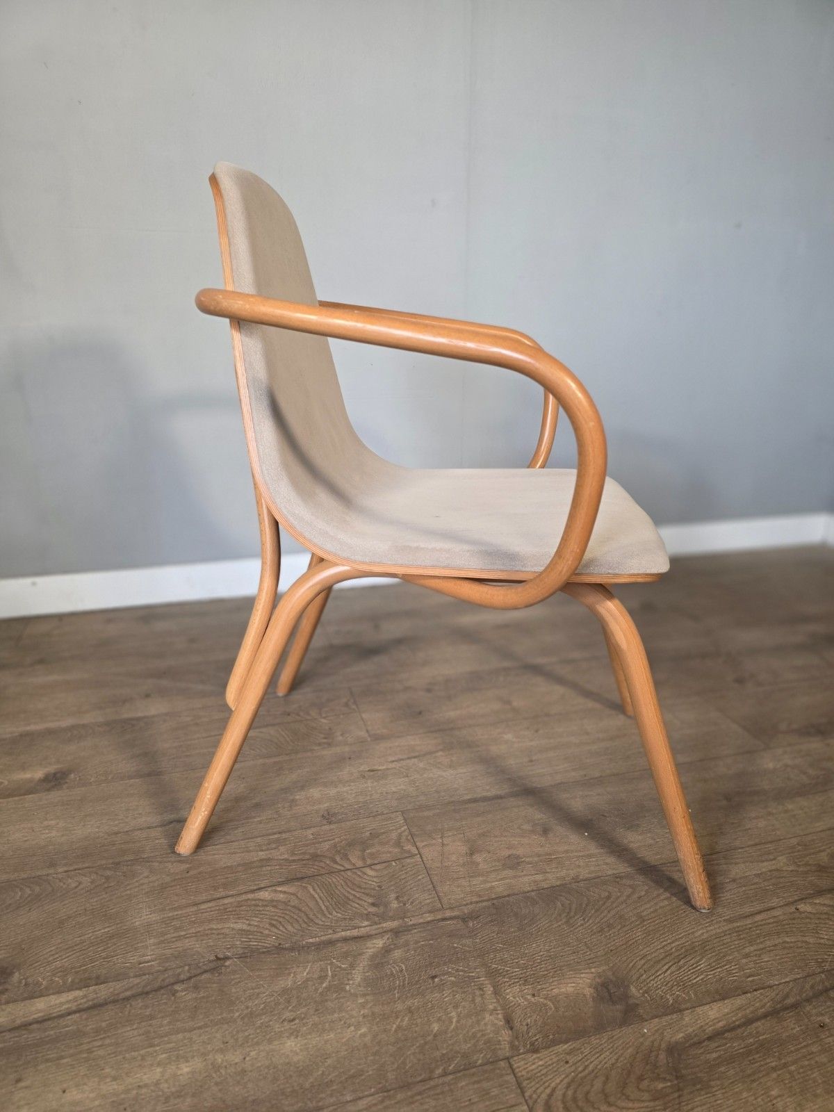 photo furniture A Pair Of Ton Bentwood Armchairs