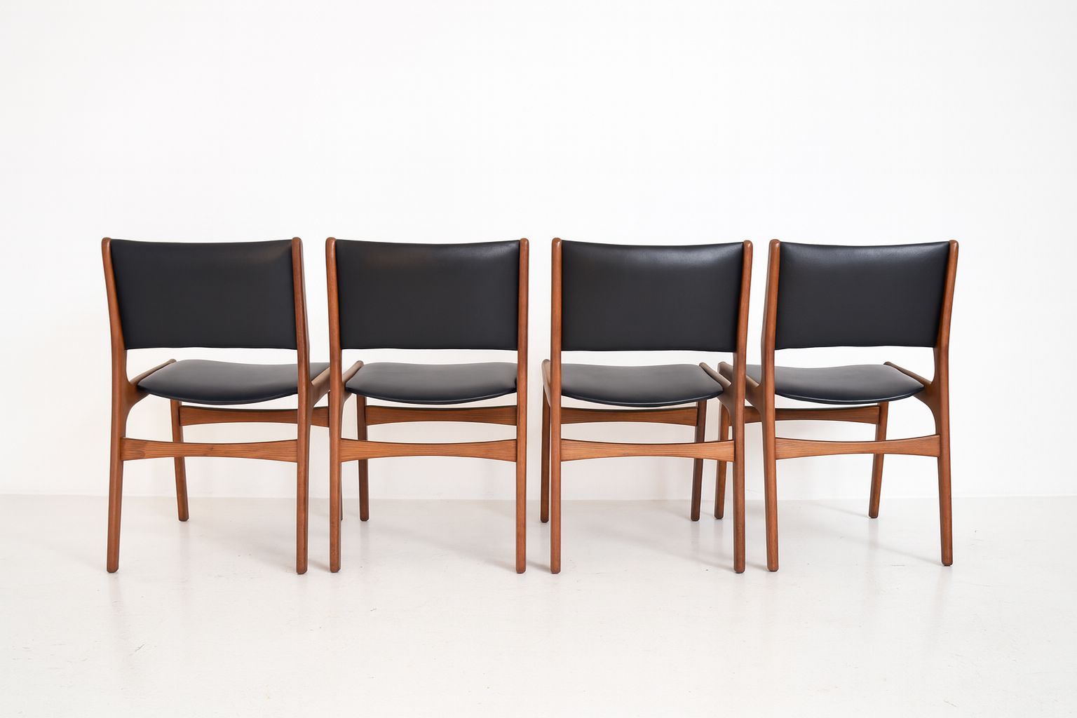 Set Of 8 Burmese Teak Model 88/89 Erik Buch Midcentury Dining Chairs photo furniture