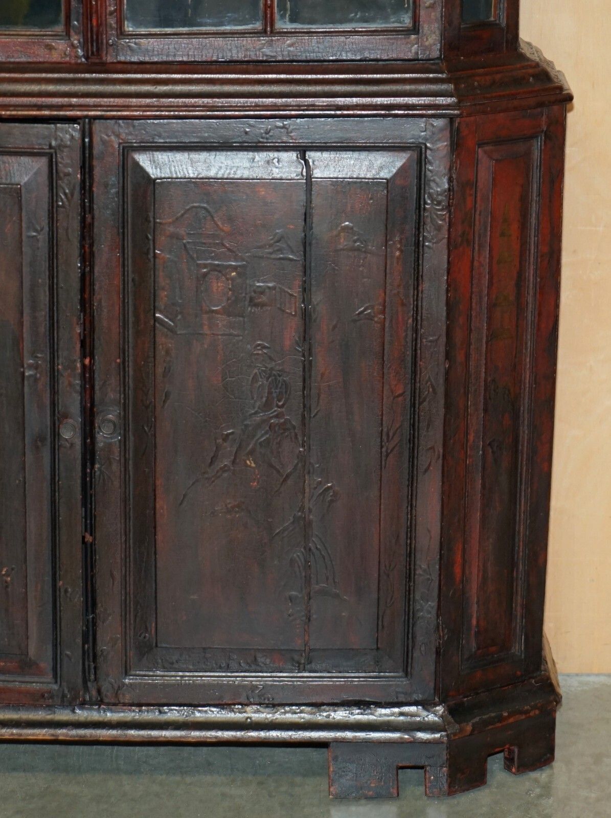 Exquisite Antique 18th Century Chinese Chinoiserie 1780 China Cabinet Cupboard photo 8950.0
