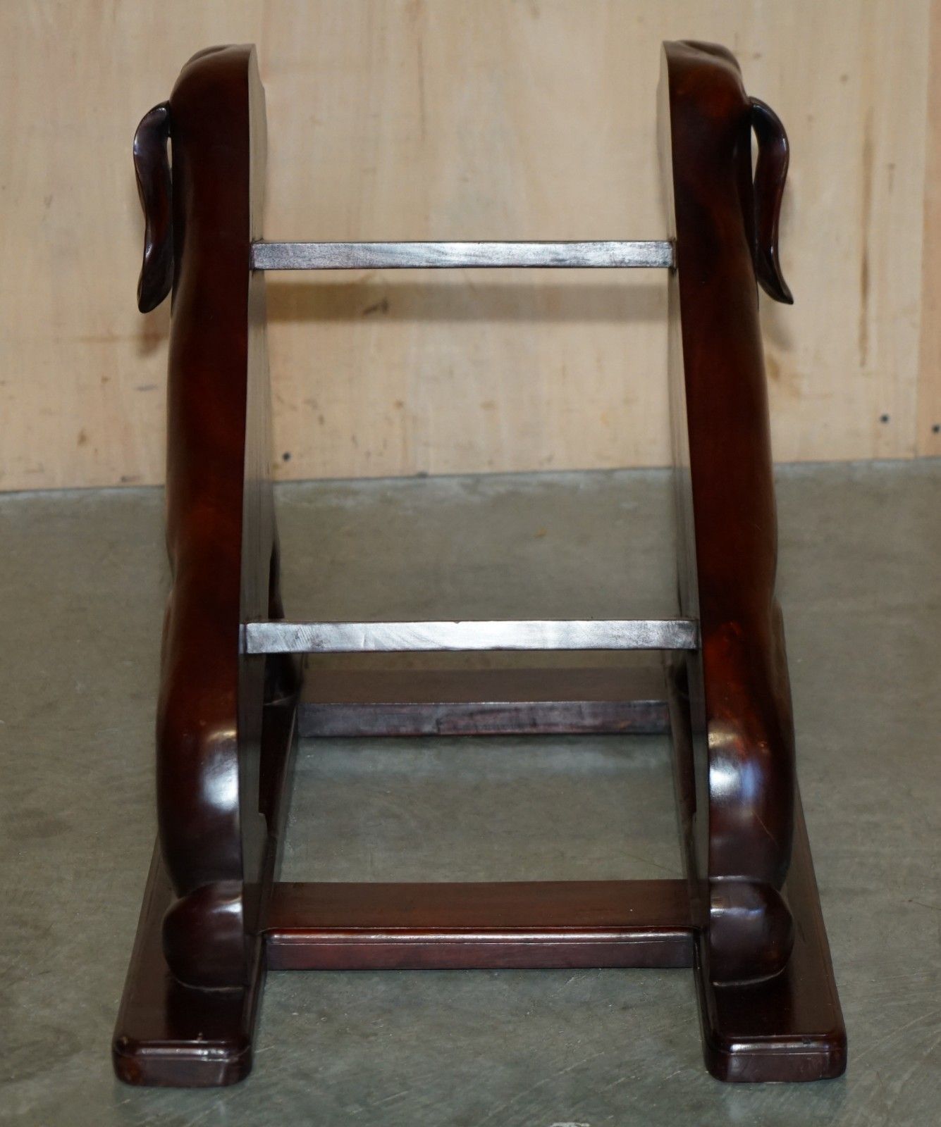1450.0 Pair Of Deep Mahogany Library Steps Depicting Ornately Carved Dogs To The Sides photo