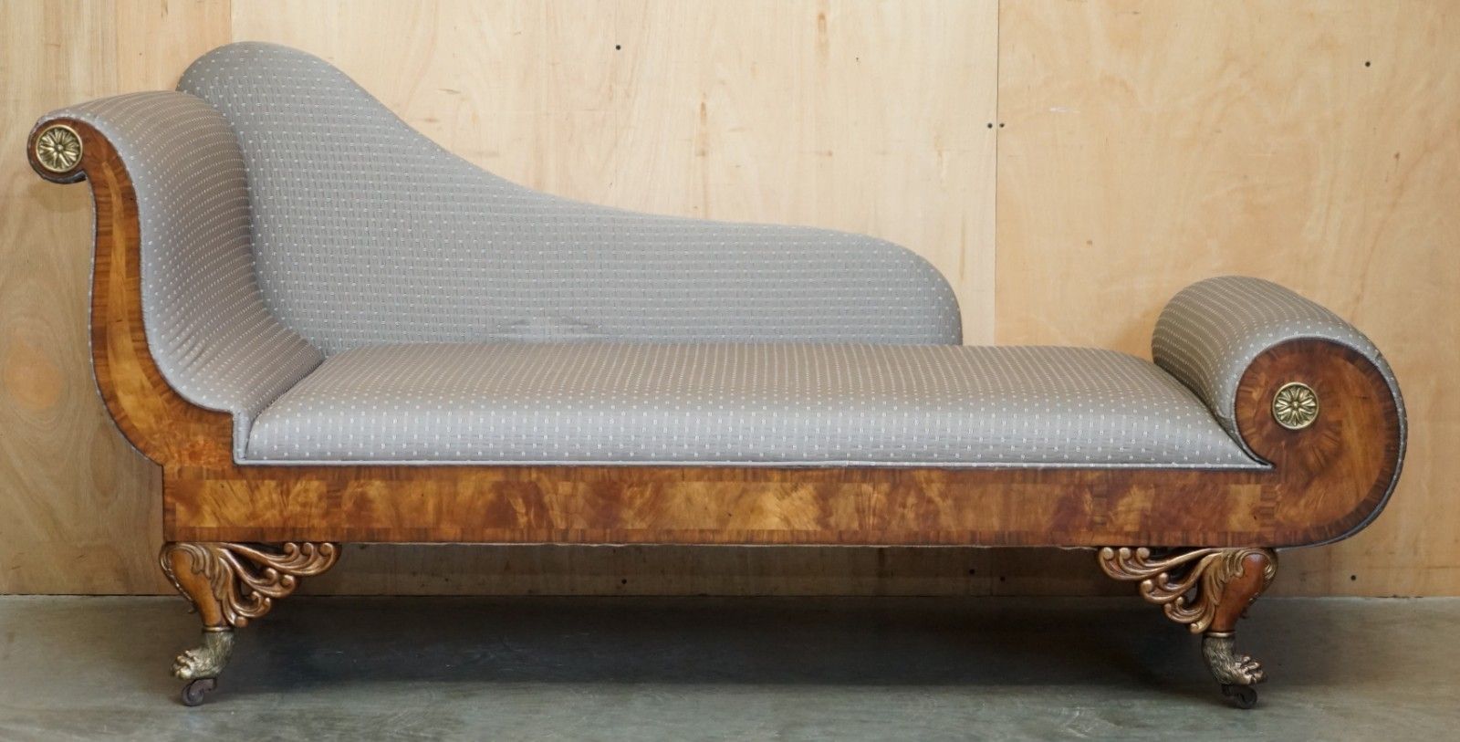 Hand Carved Flamed Mahogany Gold Gilt Brass Lions Paw Feet Regency Chaise Lounge photo for sale