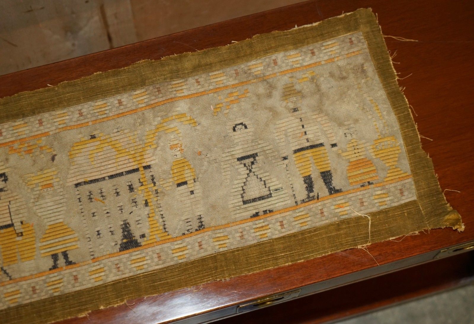 Antique 19th Century North American Colonial Tapestry With Vibrant Colours photo 1950.0