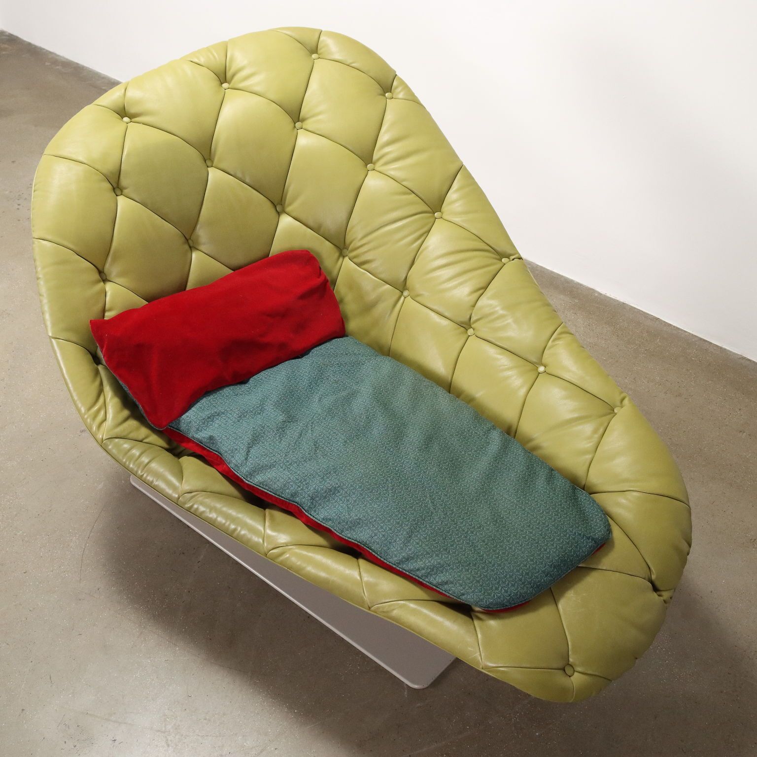 photo for sale Moroso Chaise Longue Bohemian Design Patricia Urquiola 2000s