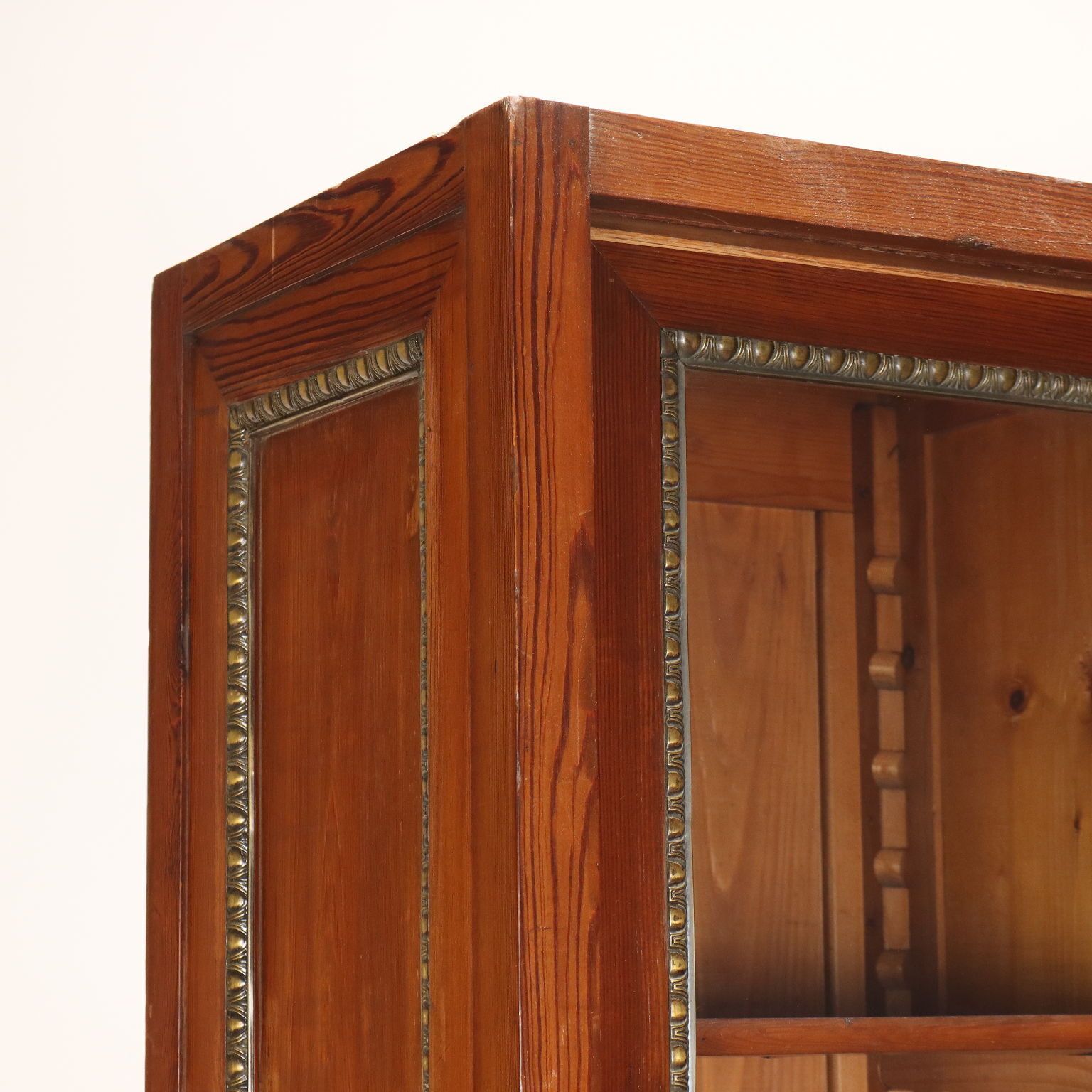 Antique Cupboard Larch Sheeth Metal Sliding Doors Italy XX Century photo vinterior