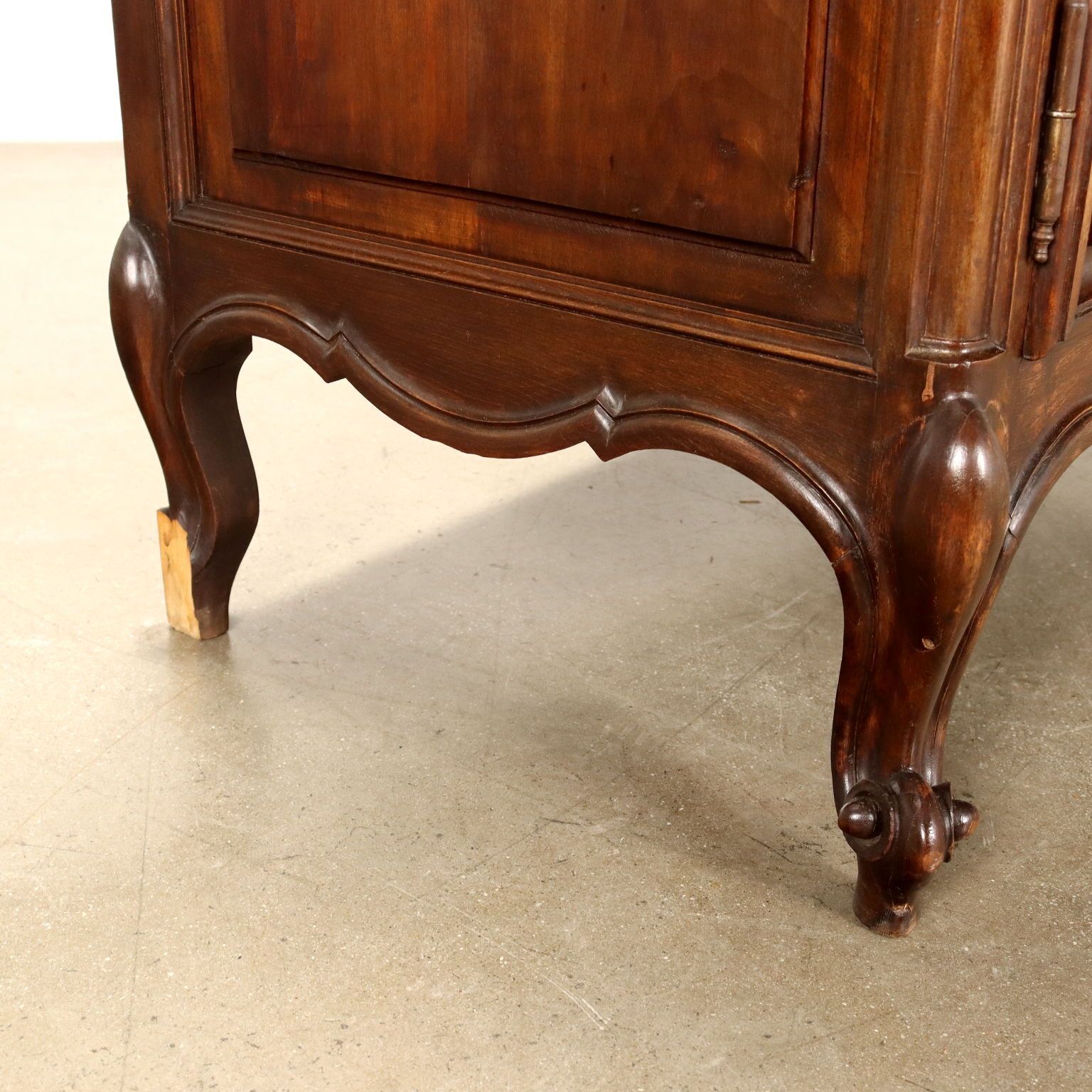 Antique Cupboard Provencal Style Walnut Piedmont XX Century photo vinterior