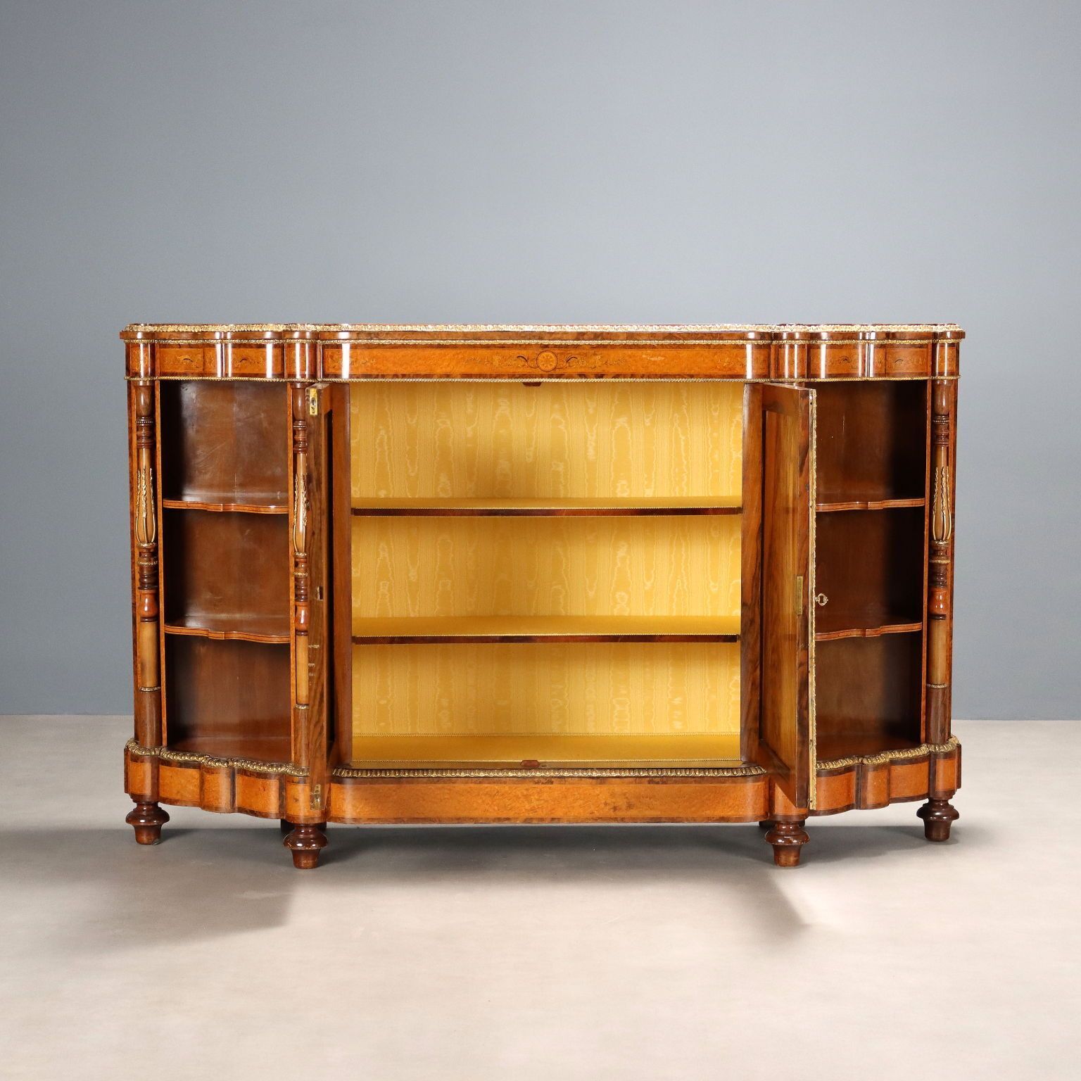 Antique Chest Of Drawers Maple Burl Veneer United Kingdom XIX Century photo 4060.0
