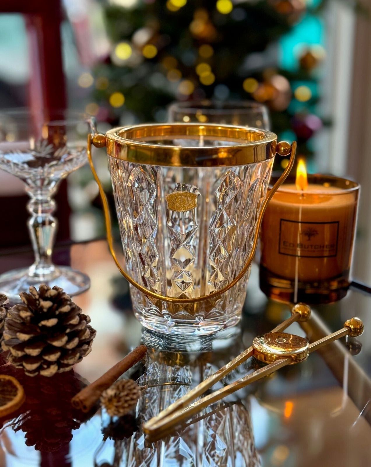 A 1960s Val Saint Lambert Crystal And Gold Plated Ice Bucket With Ice Grabbers photo vintage