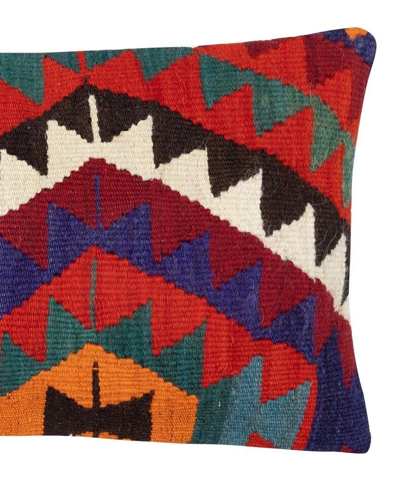 Handwoven Kilim Cushion Cover Vintage Lumbar Pillow Cover Throw Pillow photo furniture