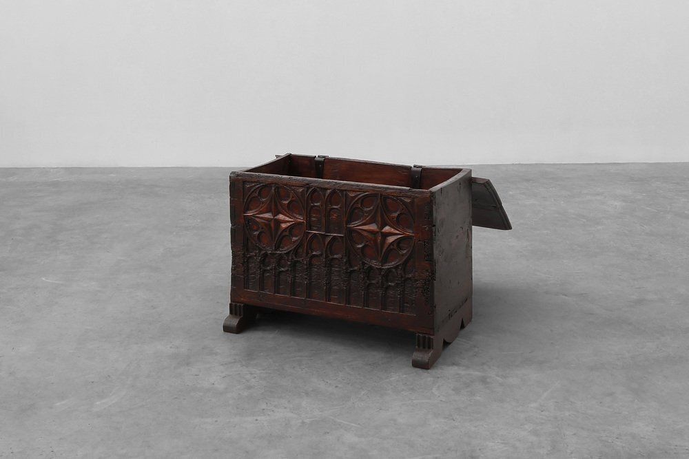 photo furniture 16th Century Gothic Carved Oak Chest, France