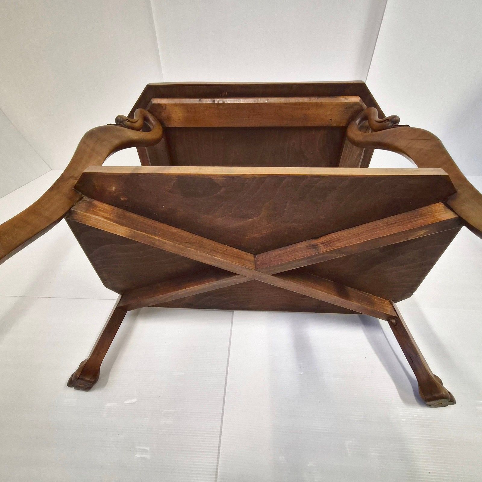 photo furniture Gueridon Art Deco Art Nouveau Vintage Swans & Lion Paw Console Table