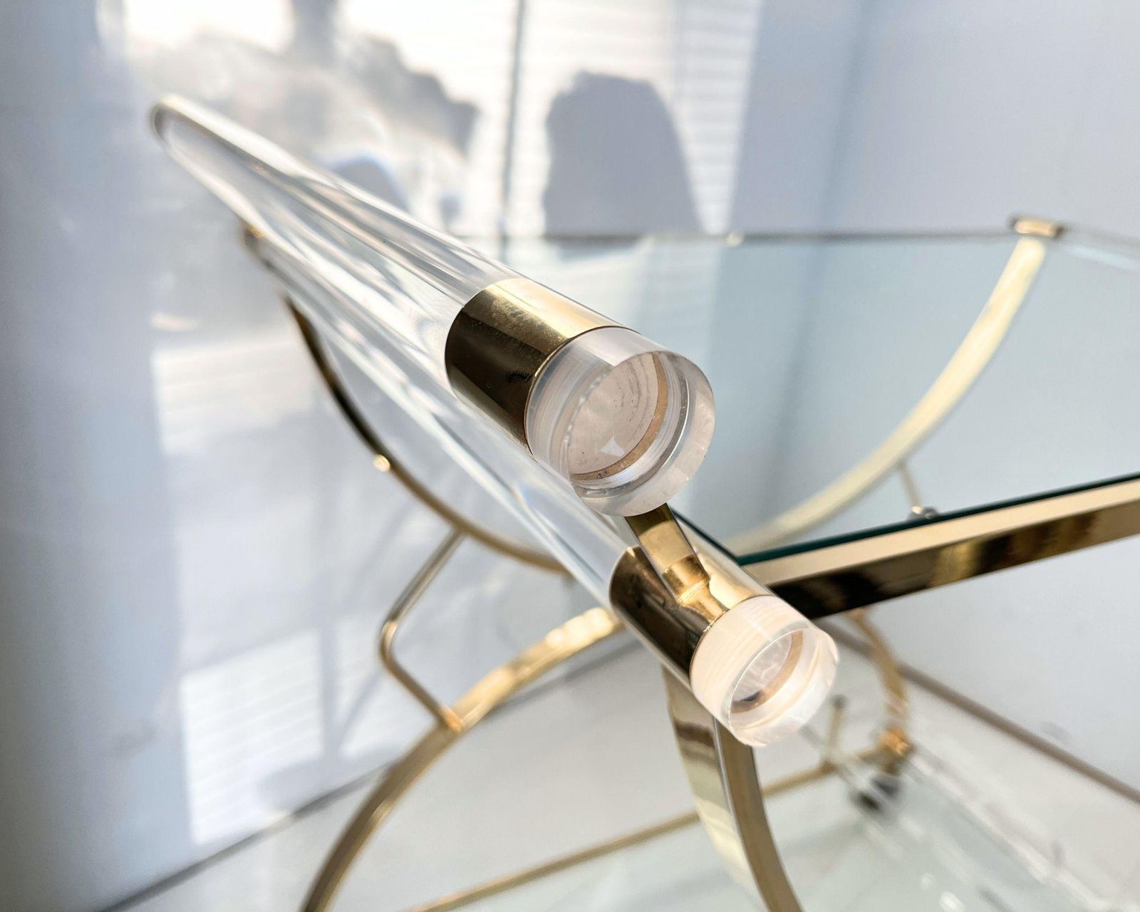 Lucite Barkar Goud | Plexiglas & Glas Trolley | 1970 photo furniture
