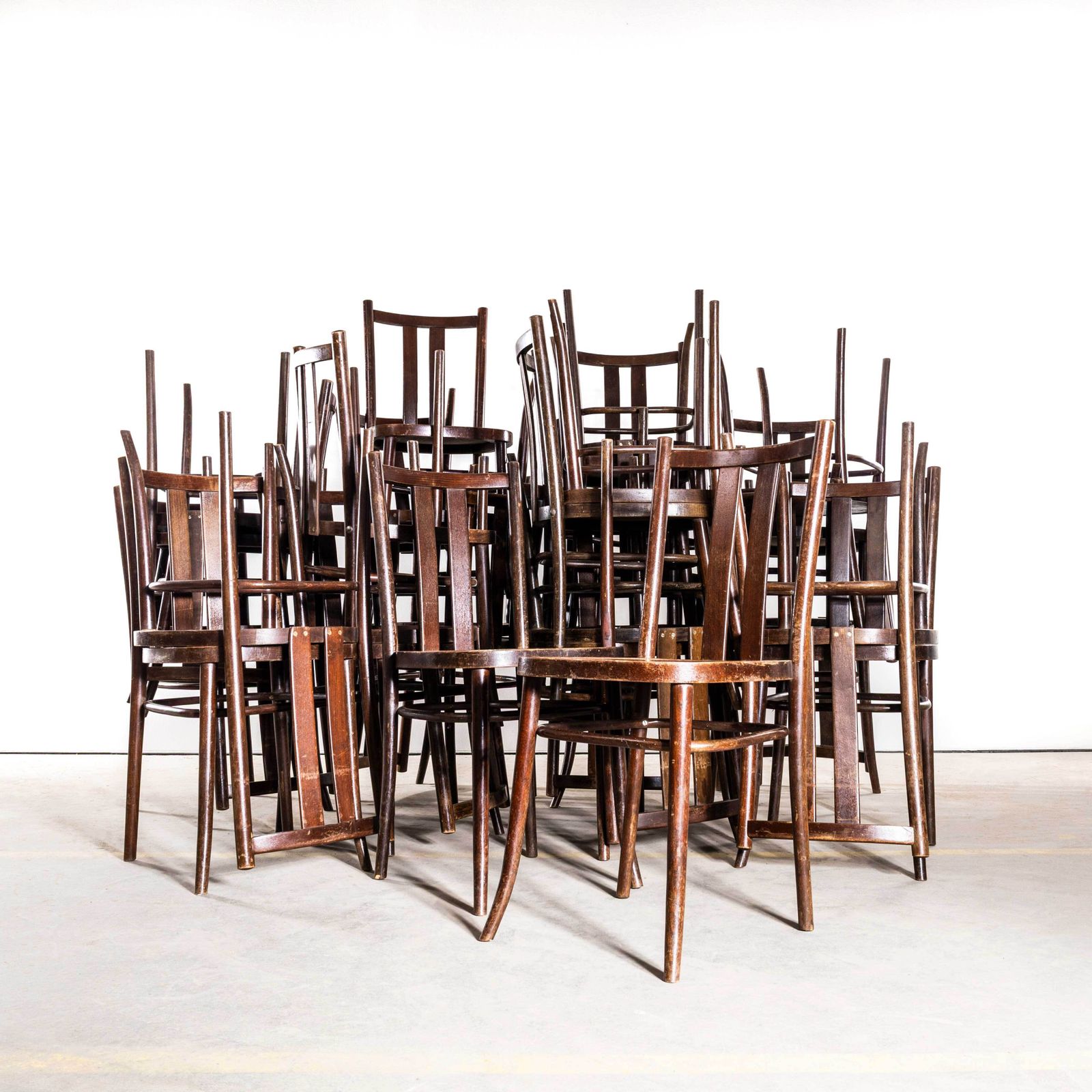 photo furniture 1950's Dark Oak Refined Bentwood Dining Chairs   Set Of Four