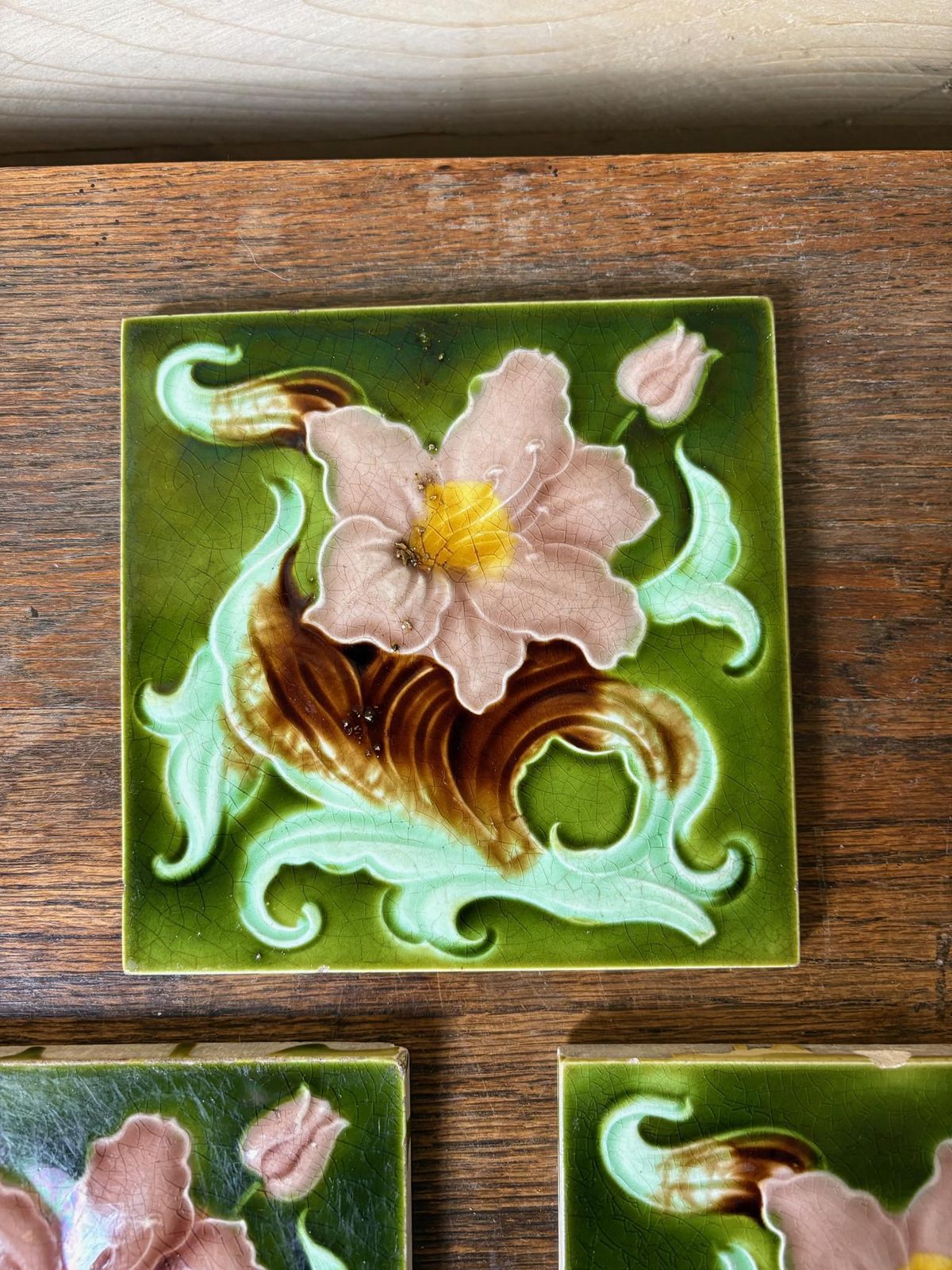 Set Of 3 Art Nouveau Relief Moulded Fireplace Tiles – Pink Clematis On C.1900 photo 95.0