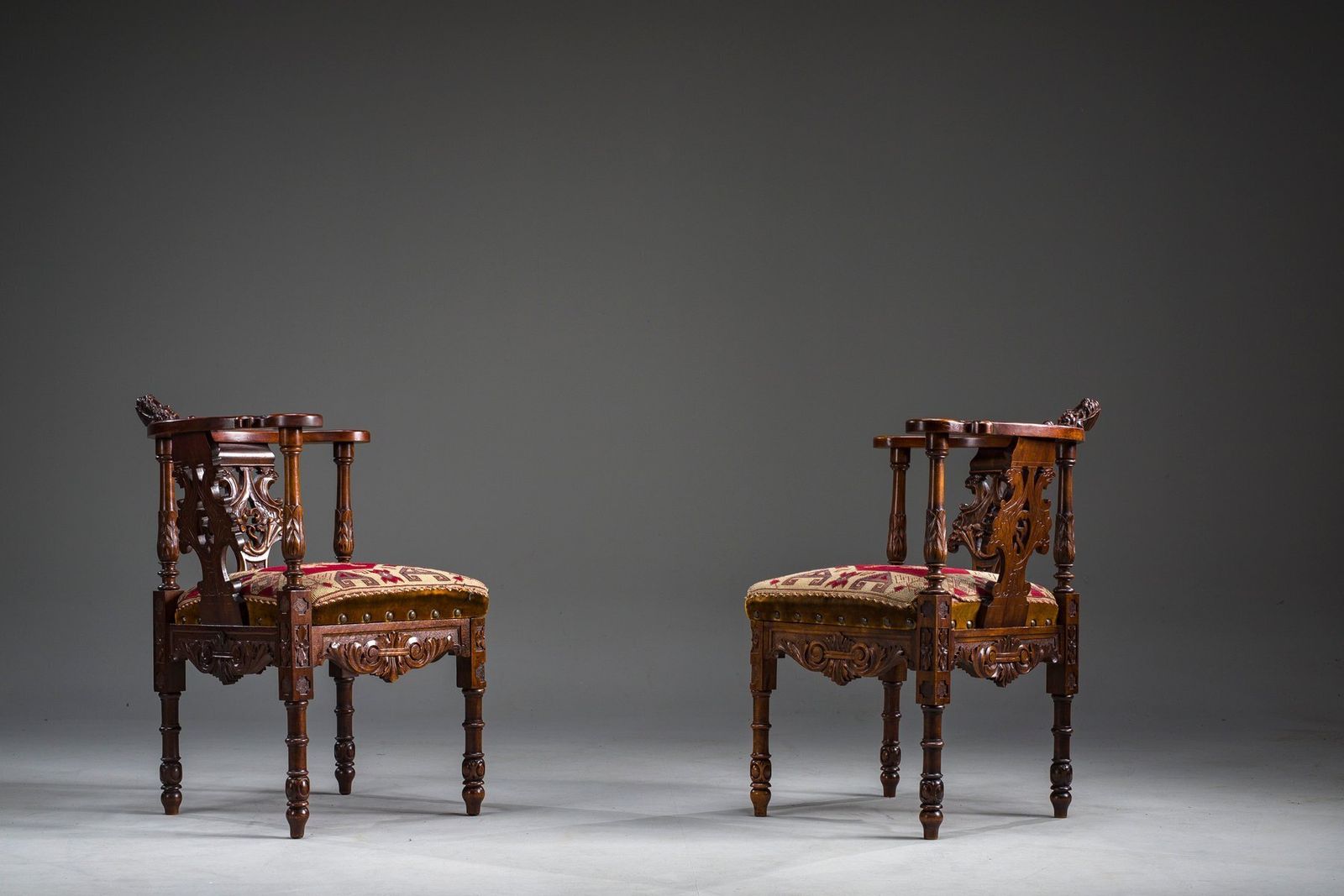 19th Century Italian Renaissance Style Carved Walnut Corner Chairs, Set Of 2 photo vintage