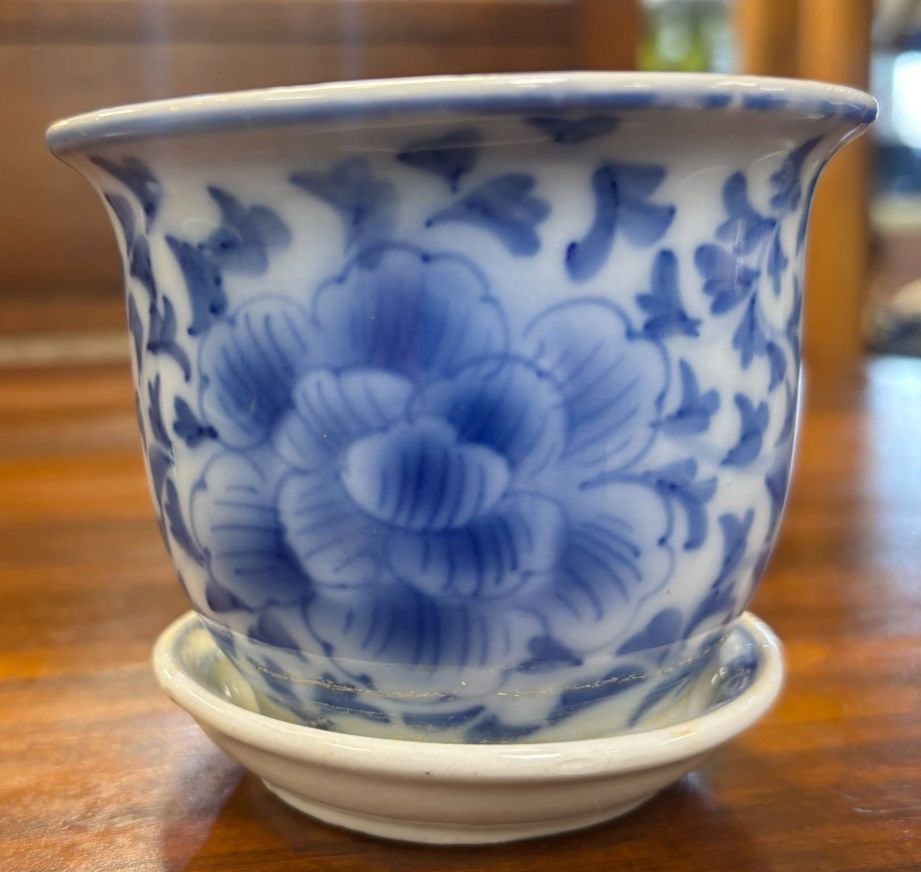 Vintage Set Of 5 Chinese Graduating Blue & White Plant Pots & Saucers photo Home Decor