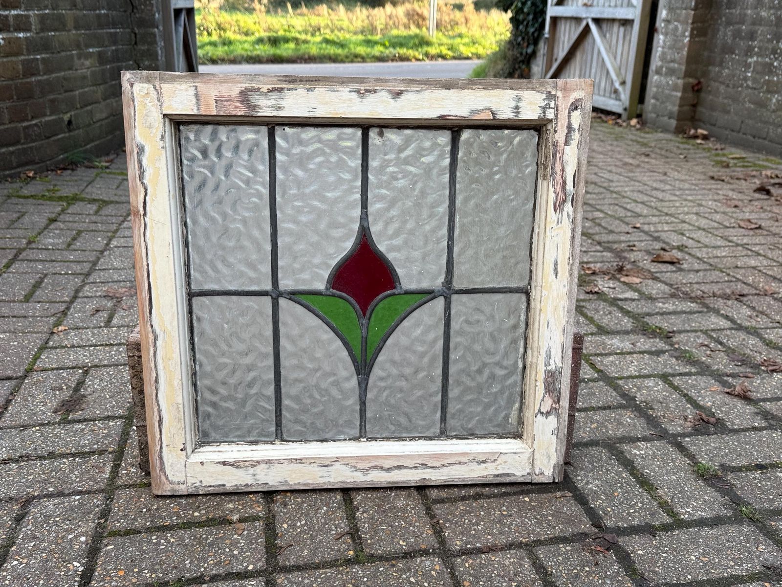 Original 1930s Art Deco Stained Glass Tulip Green And Red Design Window Panel photo furniture