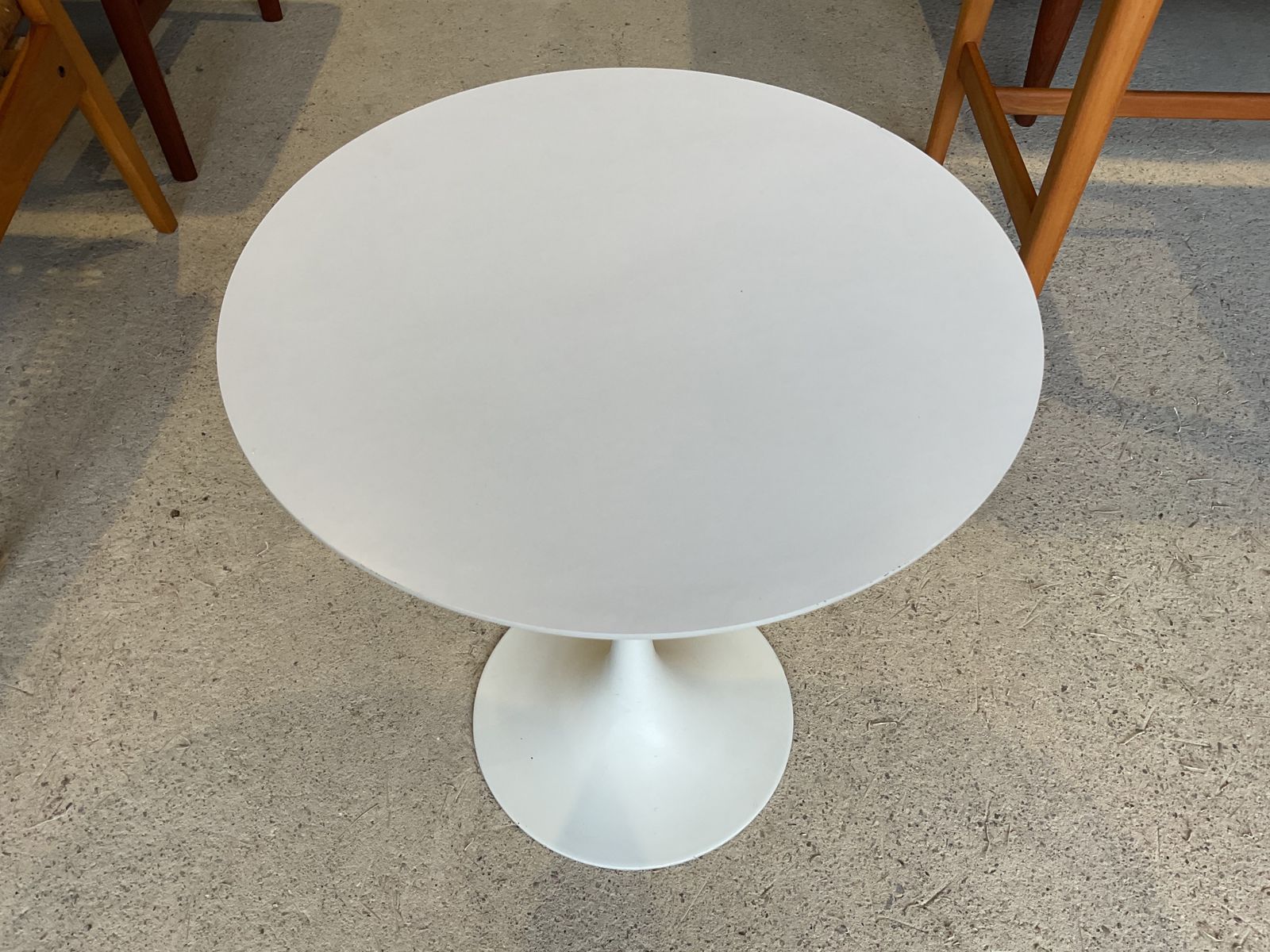 Space Age Tulip Side Table   Coffe Table By Maurice Burke For Arkana 1960s photo furniture