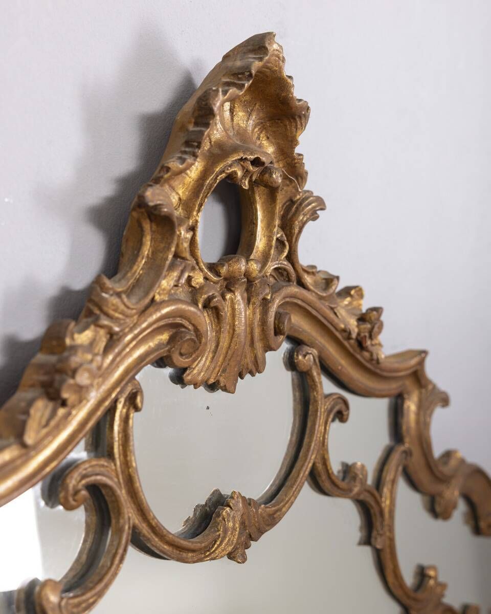 Early 20th Century Gilded Wooden Wall Mirror In Baroque Style photo vinterior