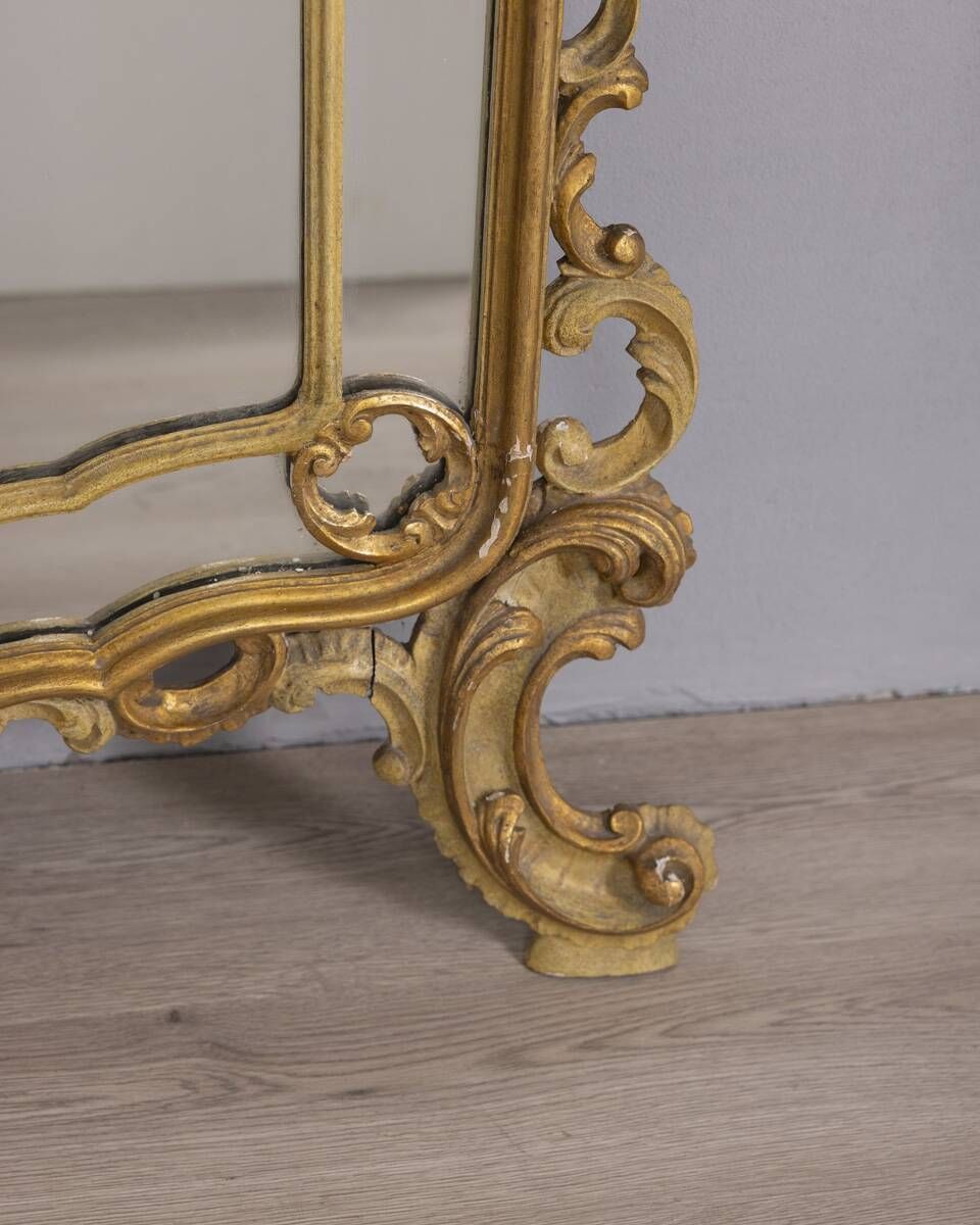 photo furniture Early 20th Century Gilded Wood Baroque Style Wall Mirror