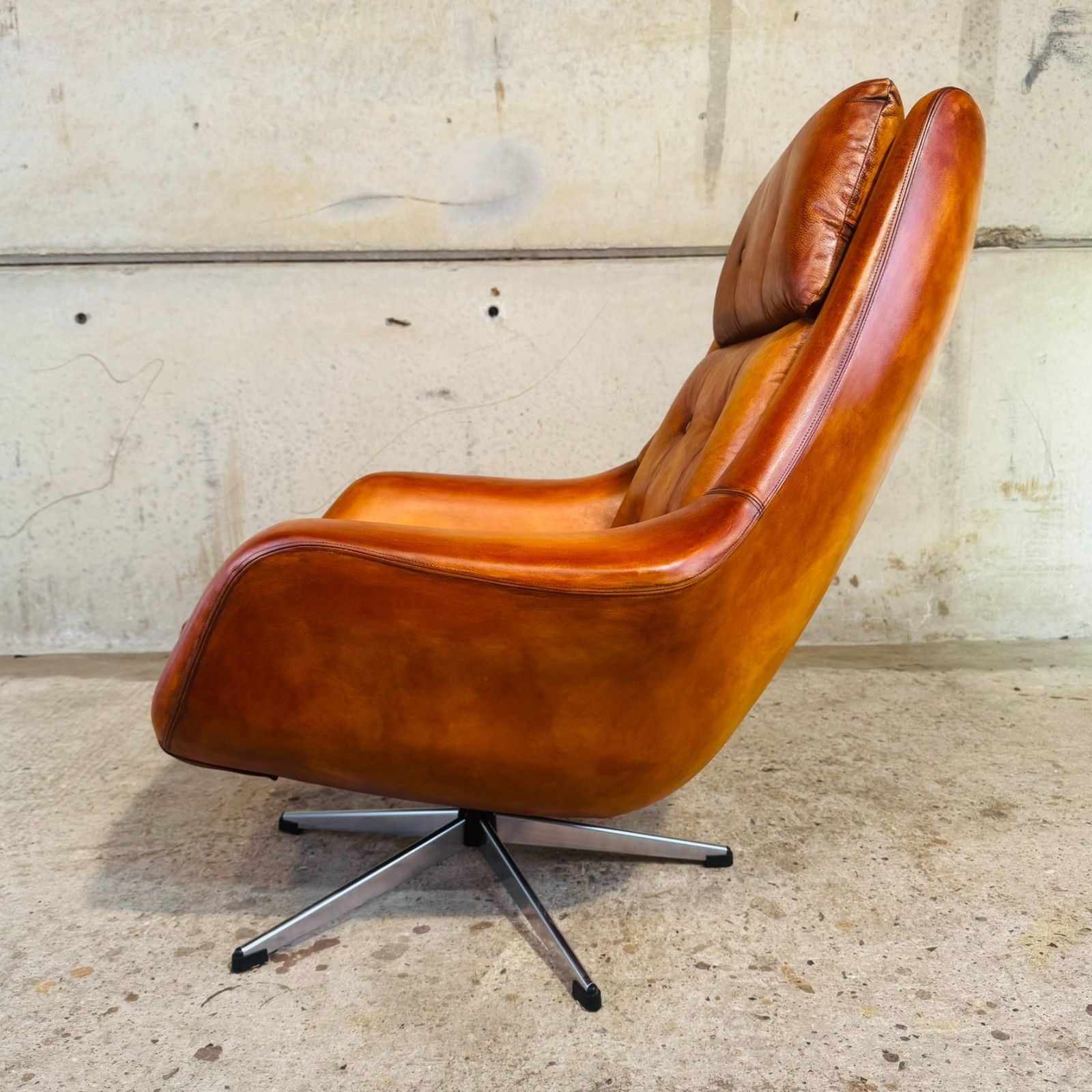 1970s Danish Egg Chair – Cognac Leather Swivel Base Generous Size #A790 photo vinterior