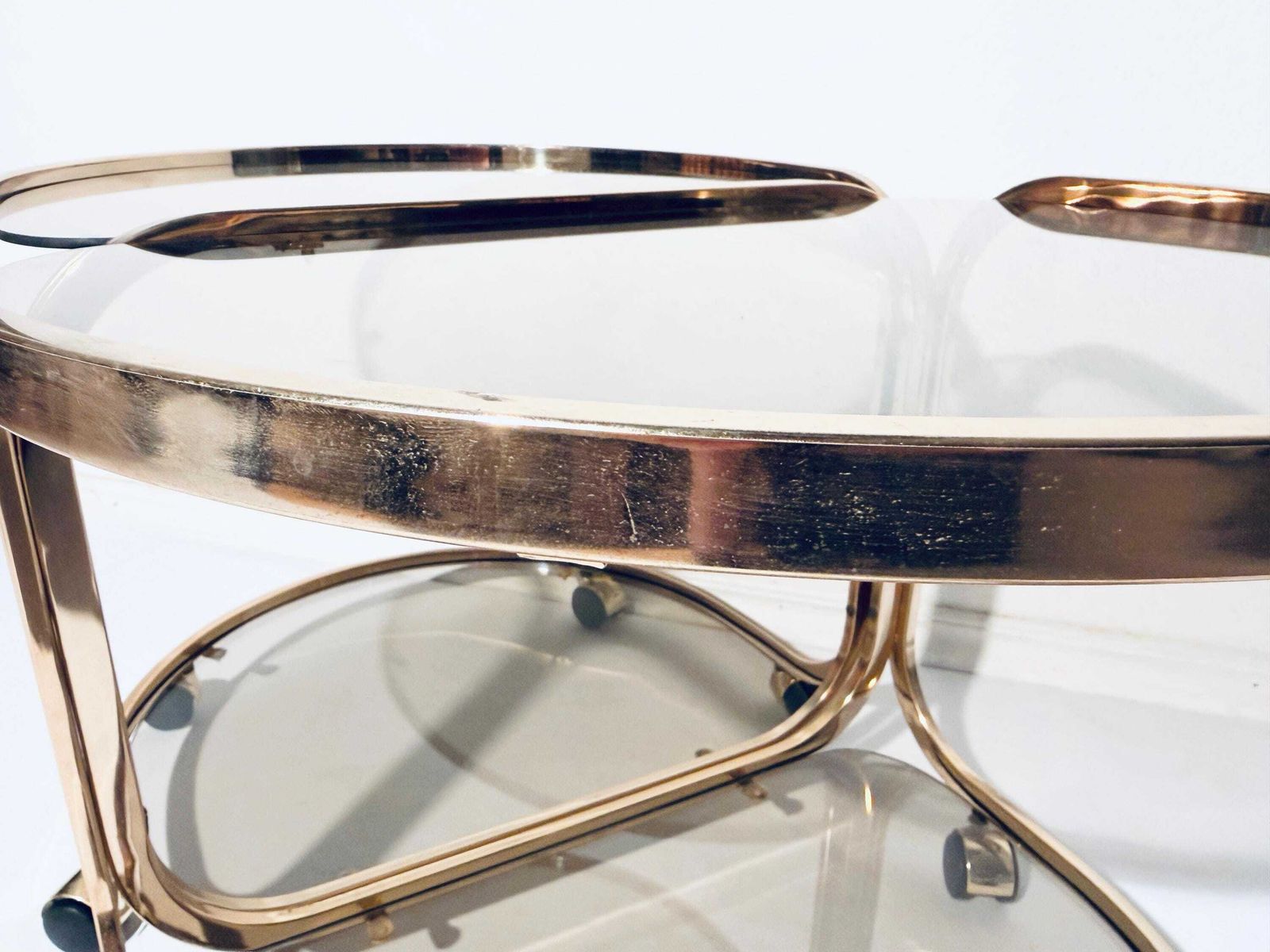 photo vintage Pair Of Vintage Gold Coffee Tables / French Hollywood Regency Side Tables / 1960s Decor