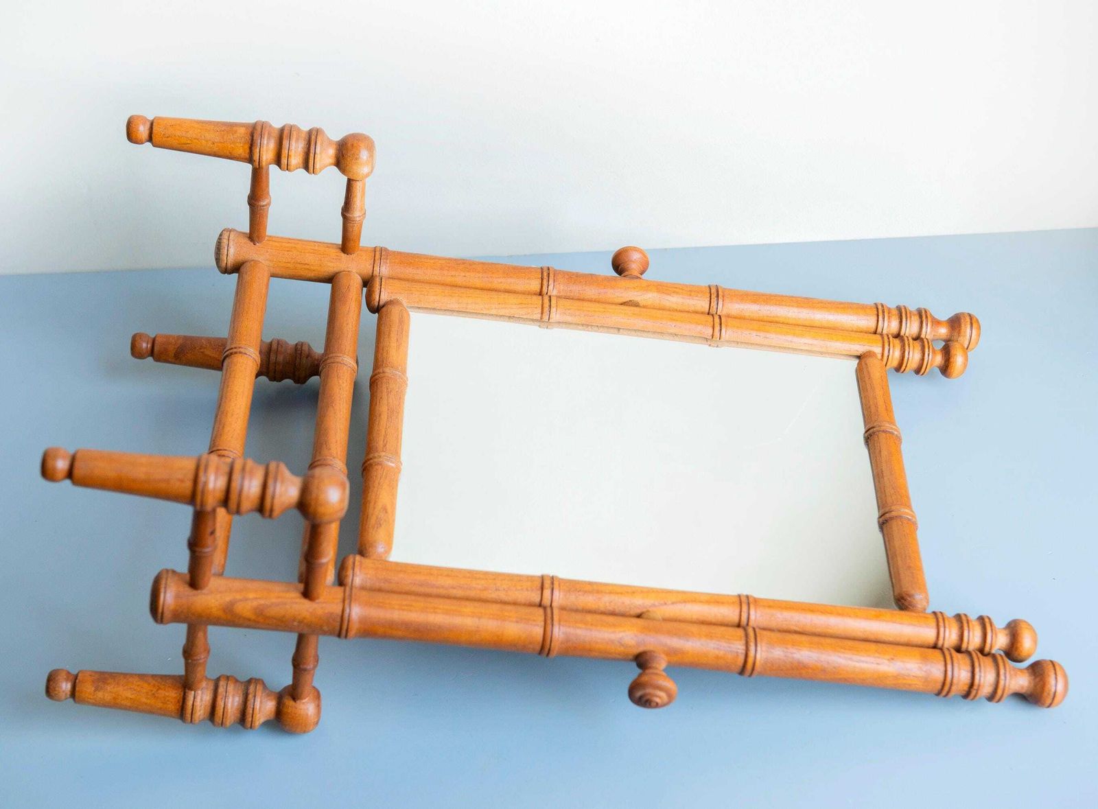 photo vinterior Miroir de table d'époque en faux bambou, cadre en chêne tourné, style victorien