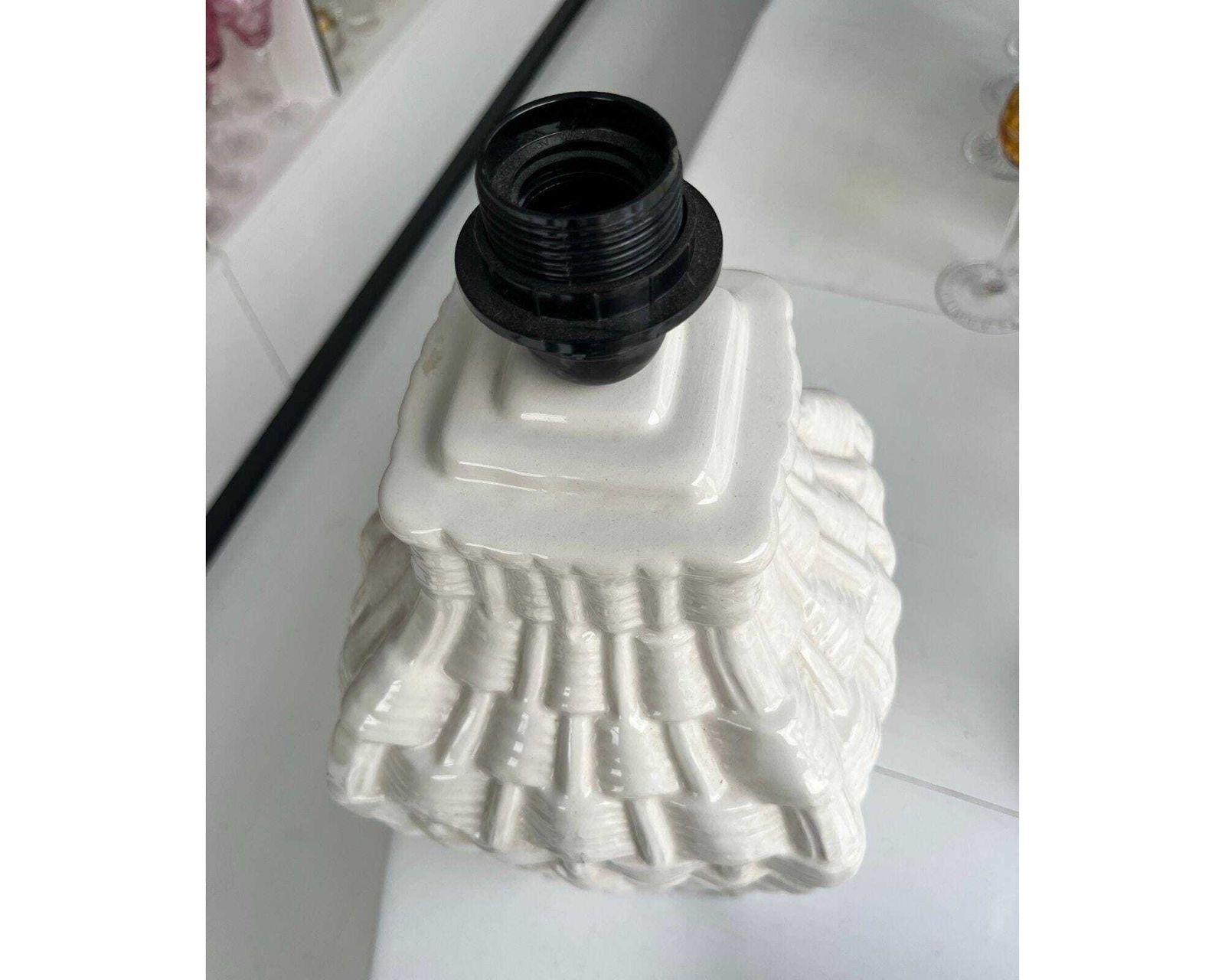 Spaanse Keramieken Lamp Wit | Vlechtwerk | Groot 1960 photo Verlichting