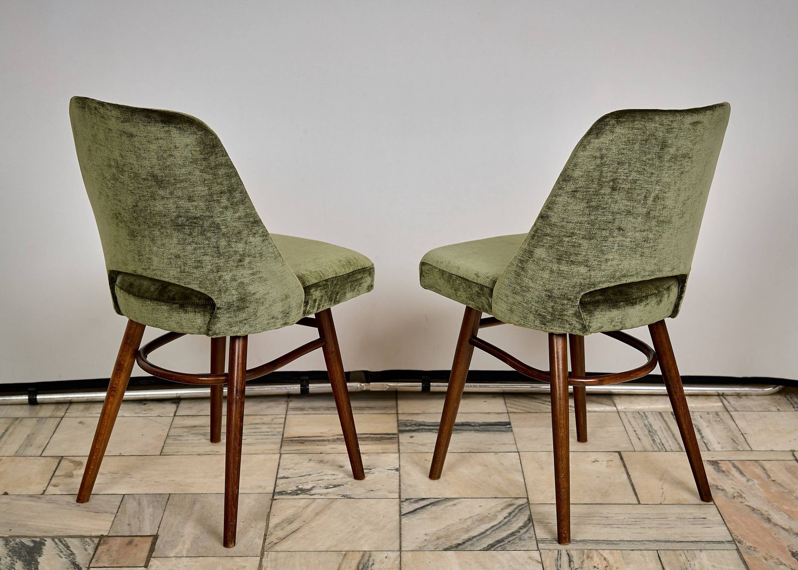Set Of Four Chairs Designed By Radomir Hoffman, Ton Czechoslovakia, 1960s. photo vintage