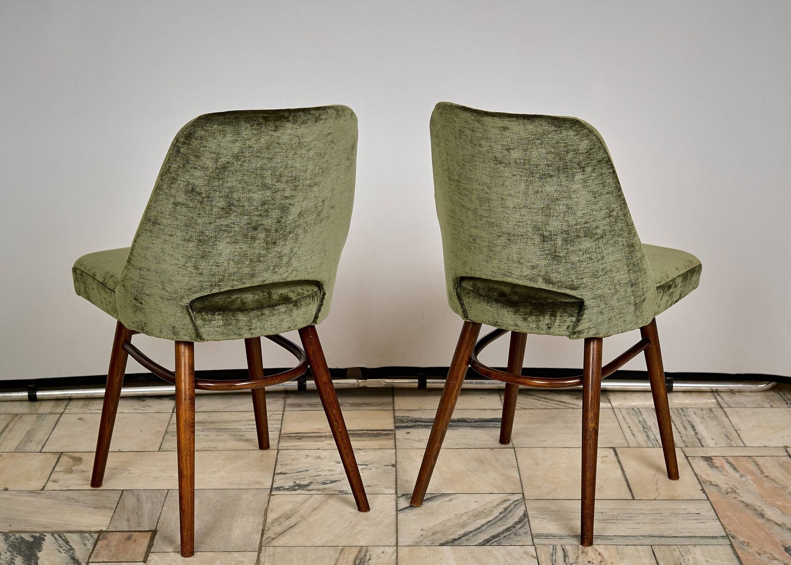 photo furniture Set Of Four Chairs Designed By Radomir Hoffman, Ton Czechoslovakia, 1960s.