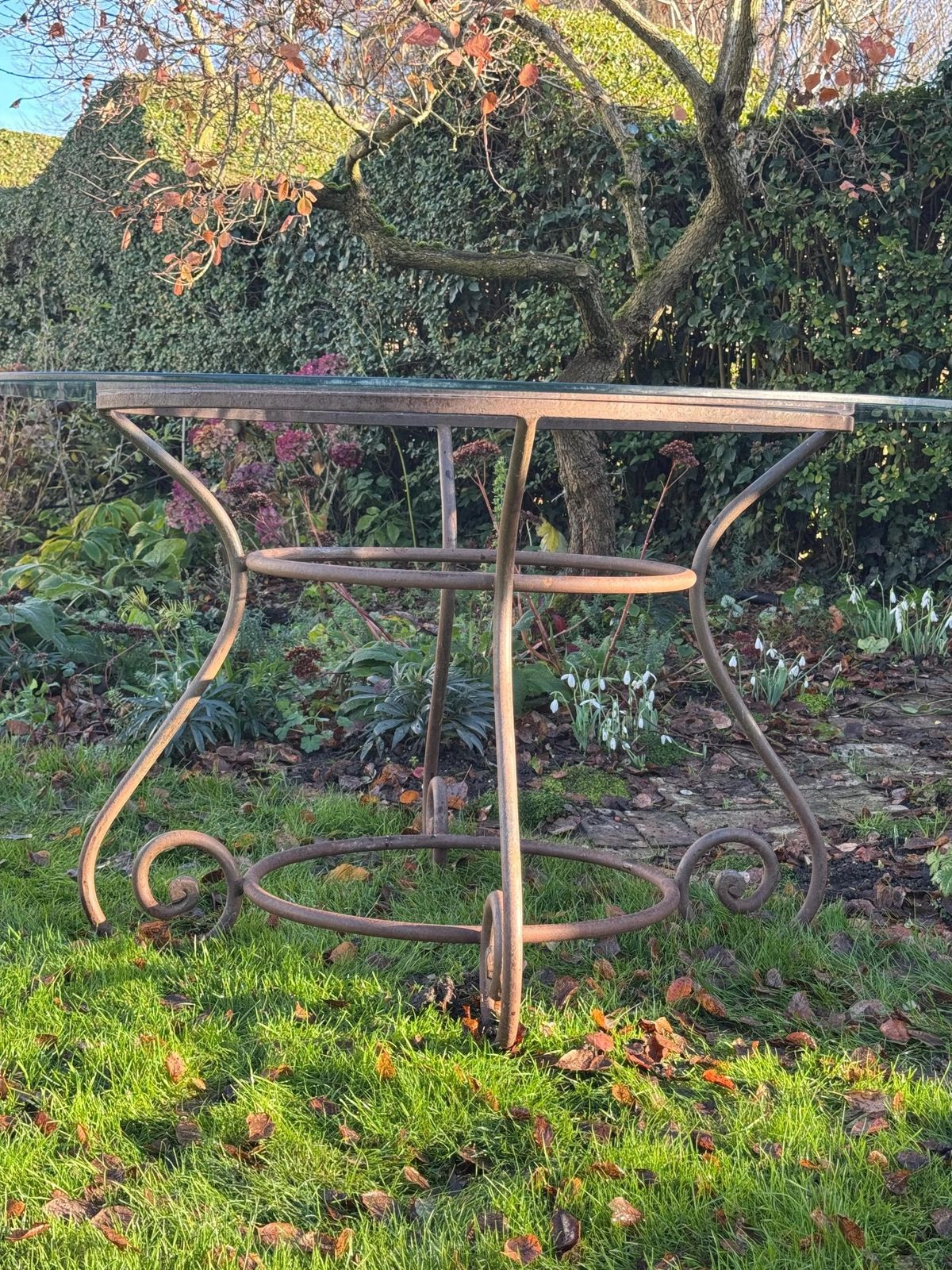 Vintage Wrought Iron Dining Table. photo vinterior