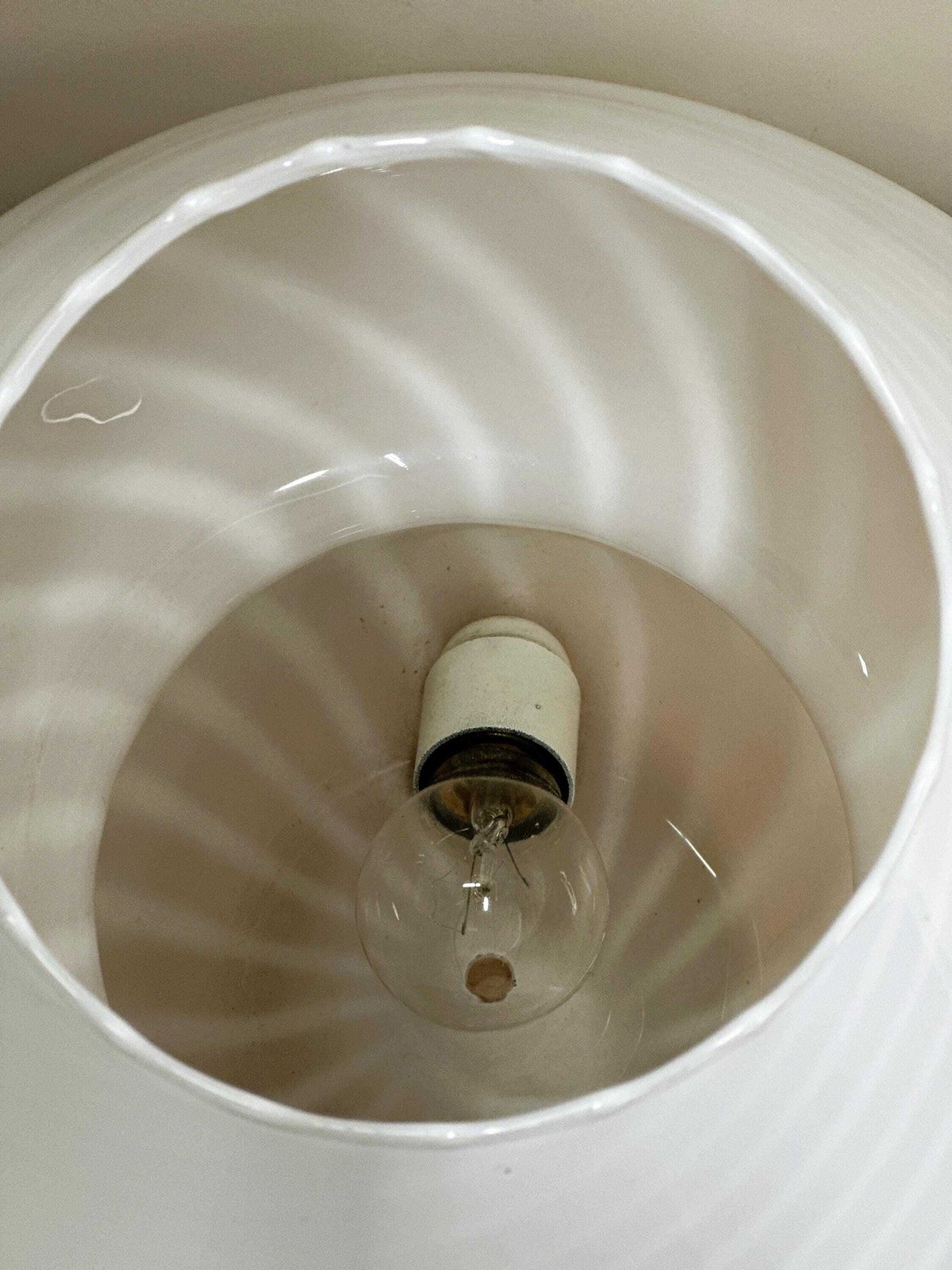 Vintage White Swirl Glass Mushroom Lamp – Italian Style Opaline Table Lamp. 1970s. Italy photo vinterior