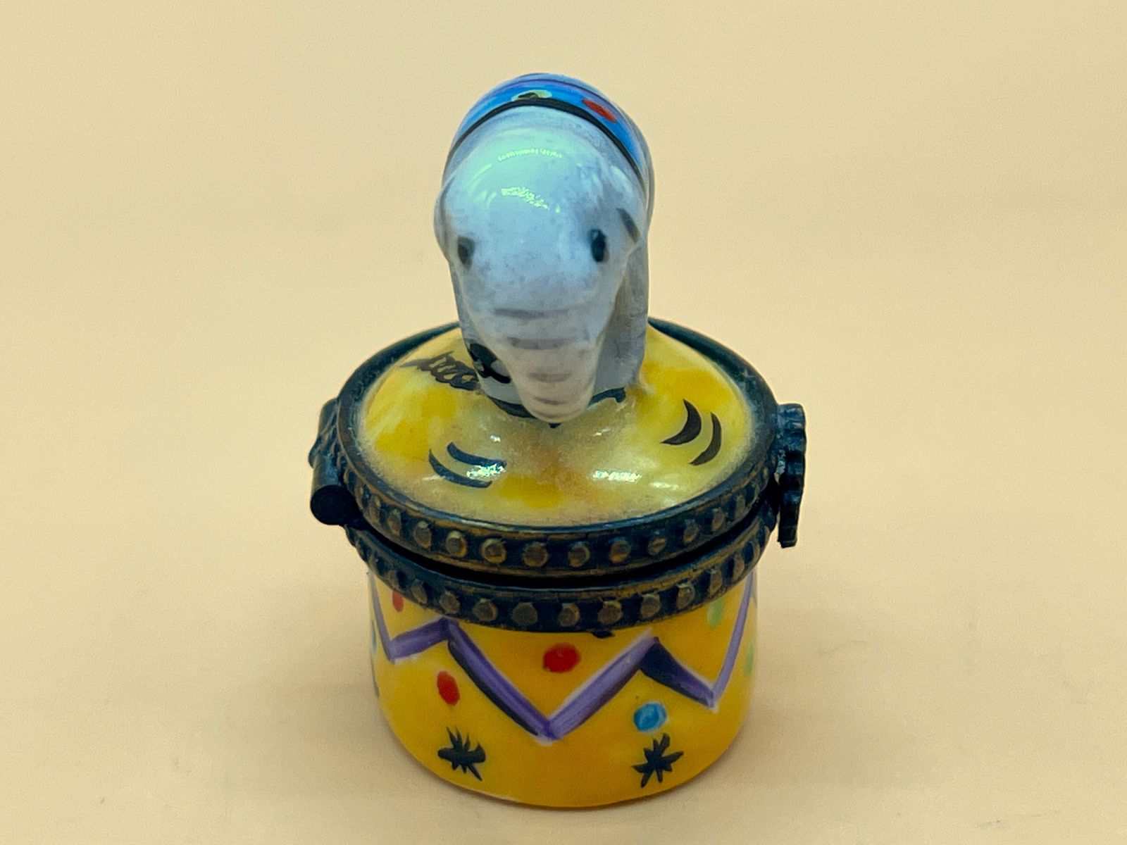 Limited Edition Limoges Porcelain Indian Circus Elephant Hand Painted Trinket / Jewelry Box. No: 17 Of 260. photo for sale