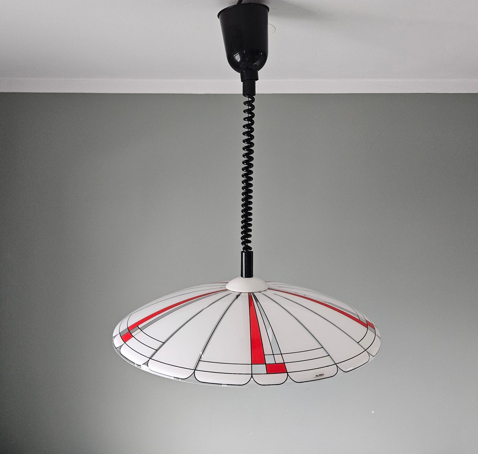 Vintage Pendant Lamp – Red & Black Geometric Design