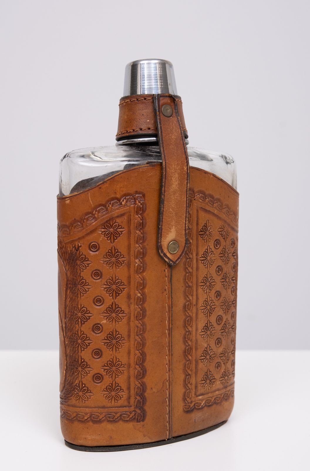 Angel Pazmino Tequila Hip Flask Ecuador Jaren 1960 photo Woonaccessoires