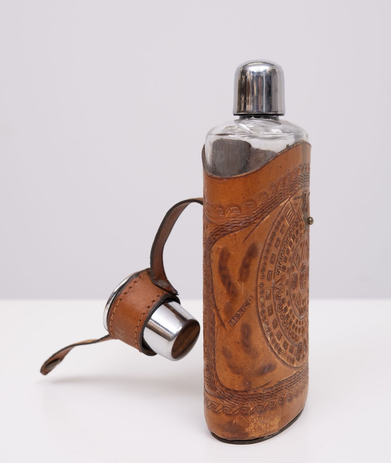 photo for sale Angel Pazmino Tequila Hip Flask Ecuador Jaren 1960
