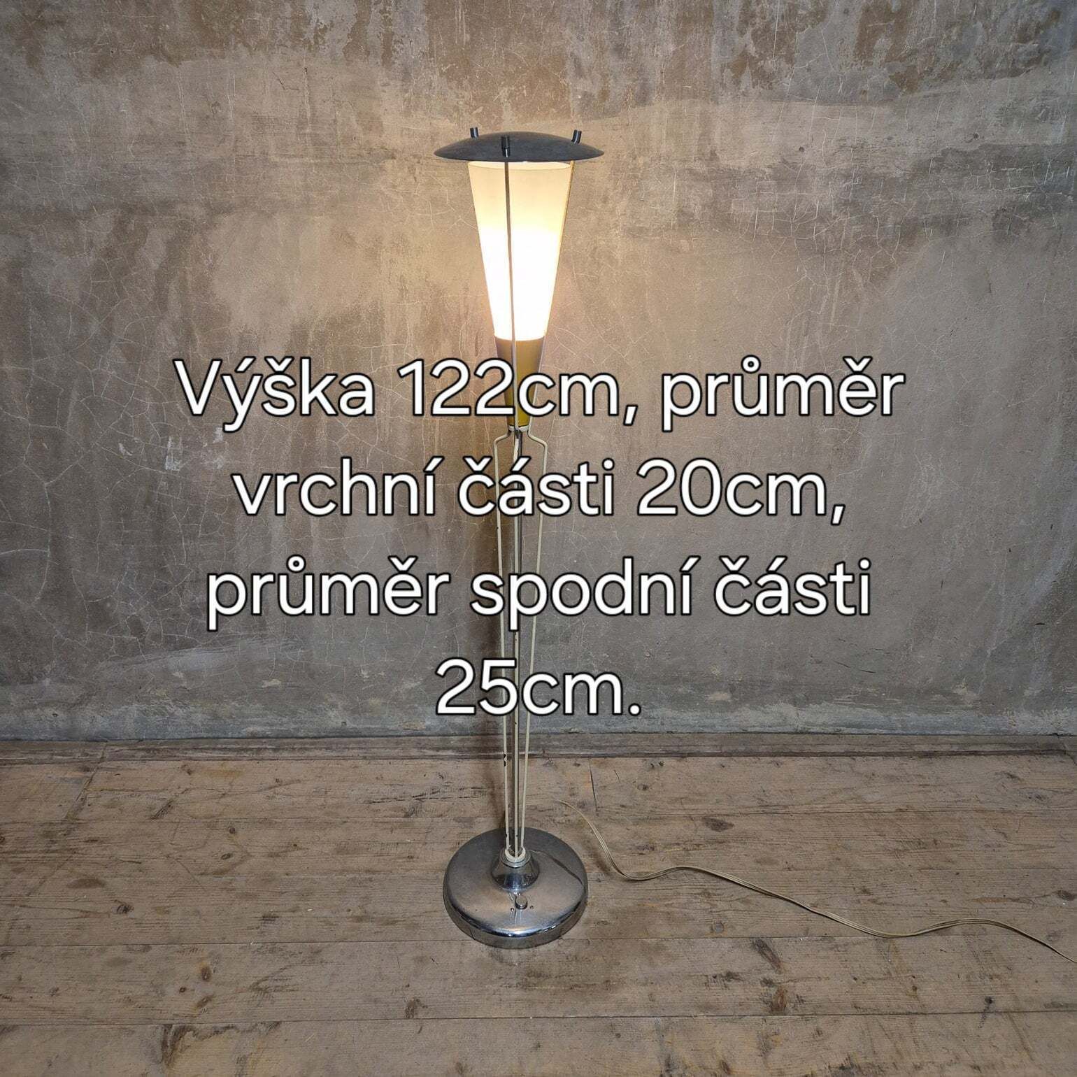 photo furniture Mid Century Floor Lamp, In The Style Of Stilnovo, 1960s