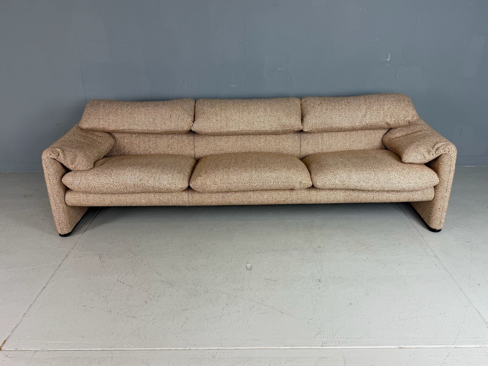 Vico Magistretti "Maralunga" 3 Seater Re Upholstered Full Wool Sofa For Cassina